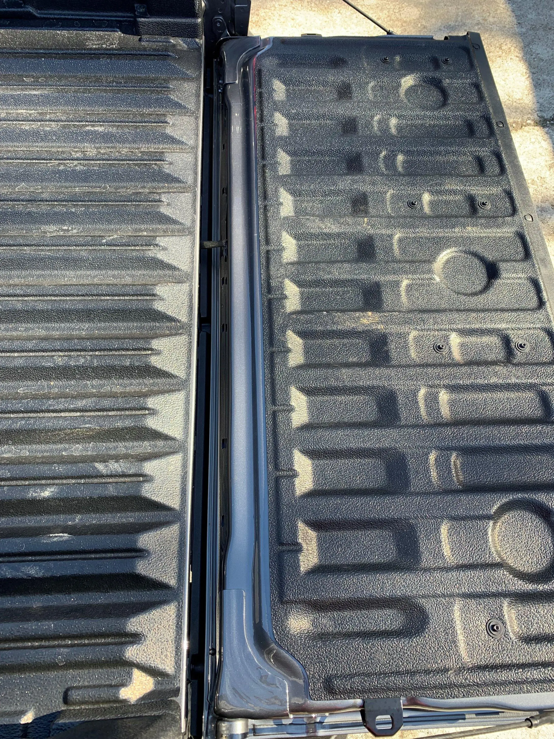 Ford Maverick Not happy with Line-X tailgate job bedliner