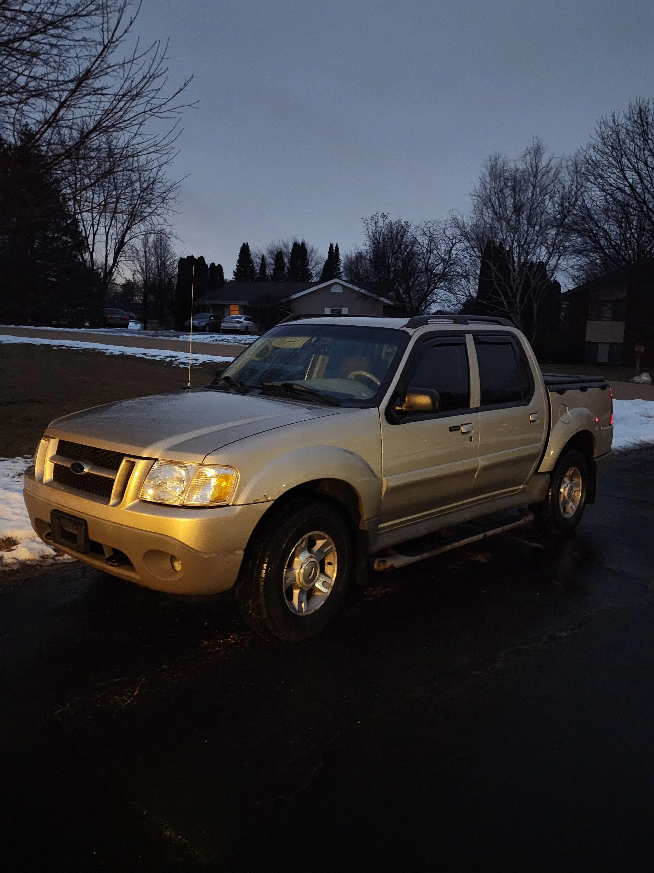 Ford Maverick Sucks have to work 12hrs tomorrow then get pick it up 20230209_174618