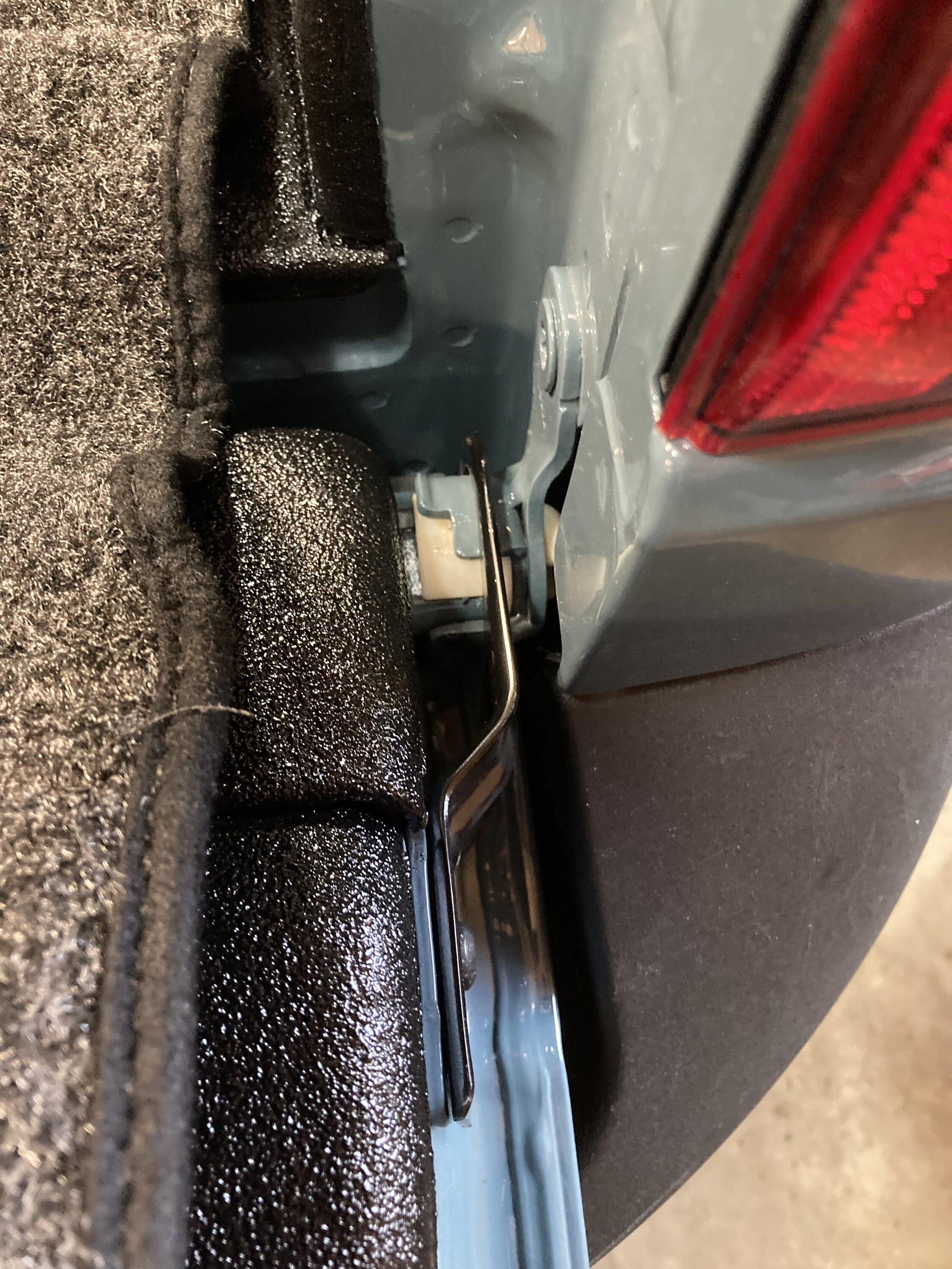 Ford Maverick Can someone check this tailgate part for me? F5EE532D-71C2-4B8B-9004-3437757FF502