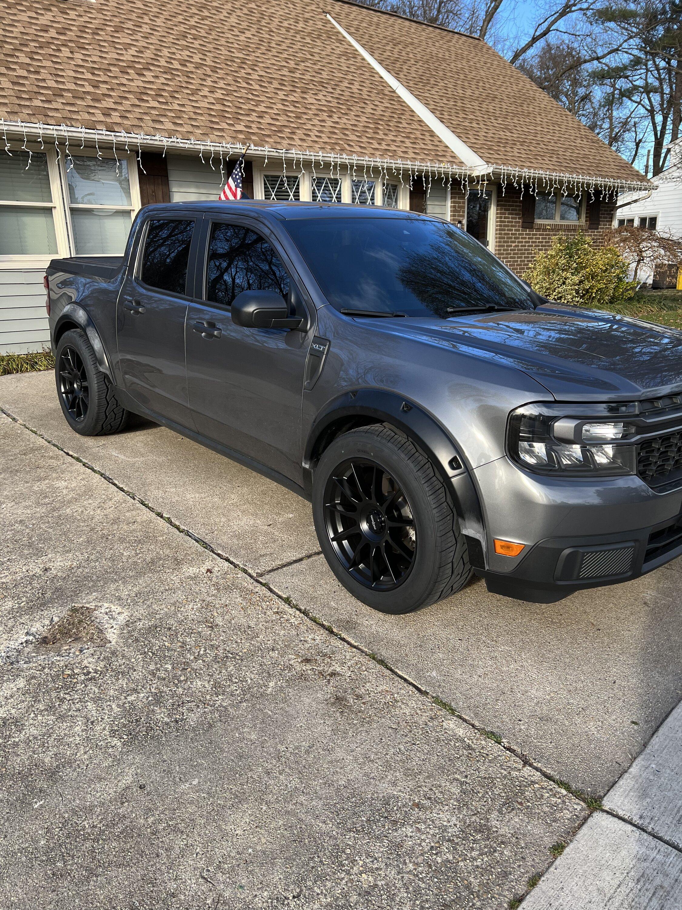Ford Maverick Modified Bushwacker fender flares 226D1EA8-5865-4C83-856E-8E553DD335FE