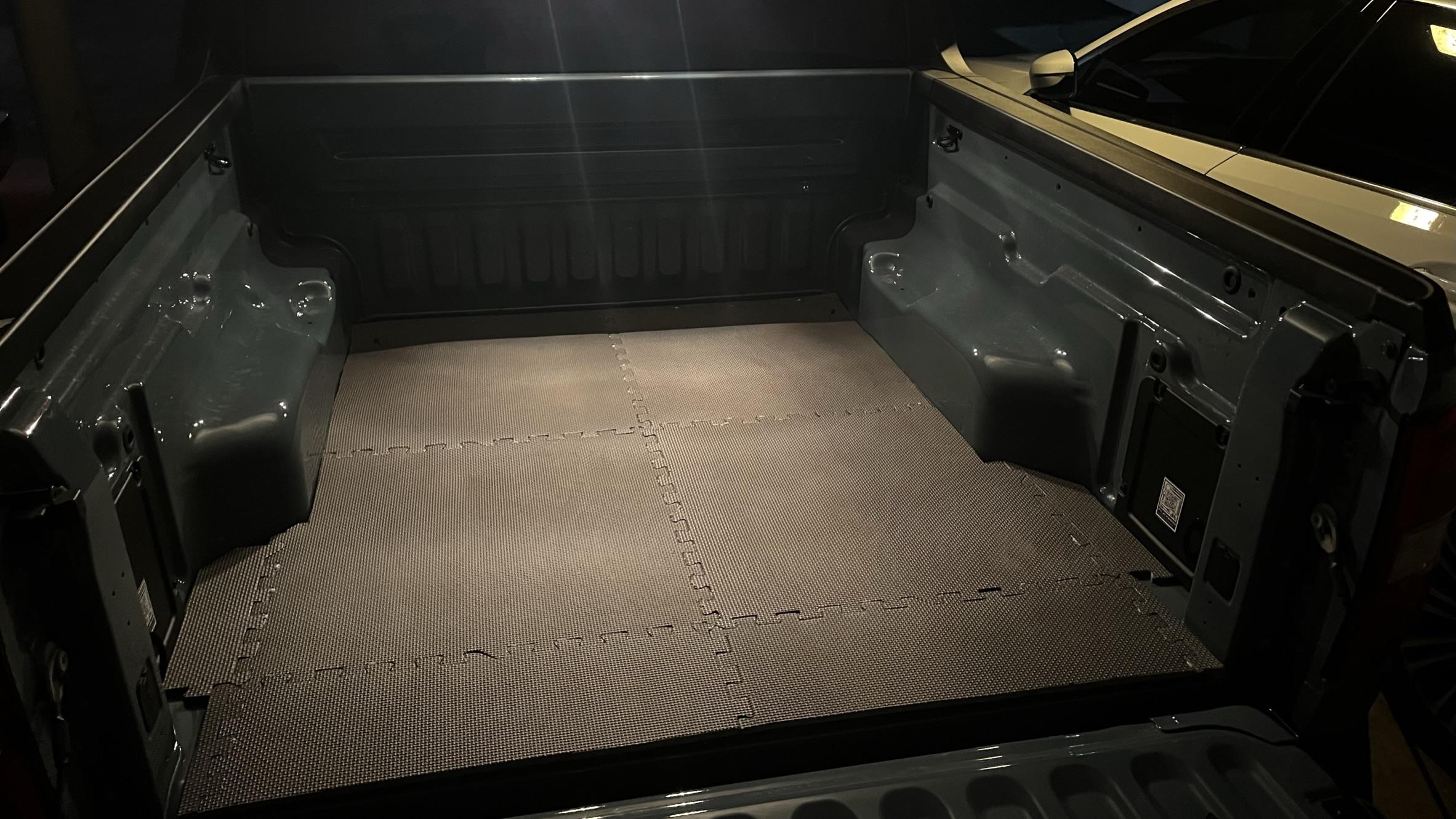 Ford Maverick Disposable bed mat from Harbor Freight foam tiles IMG_1340