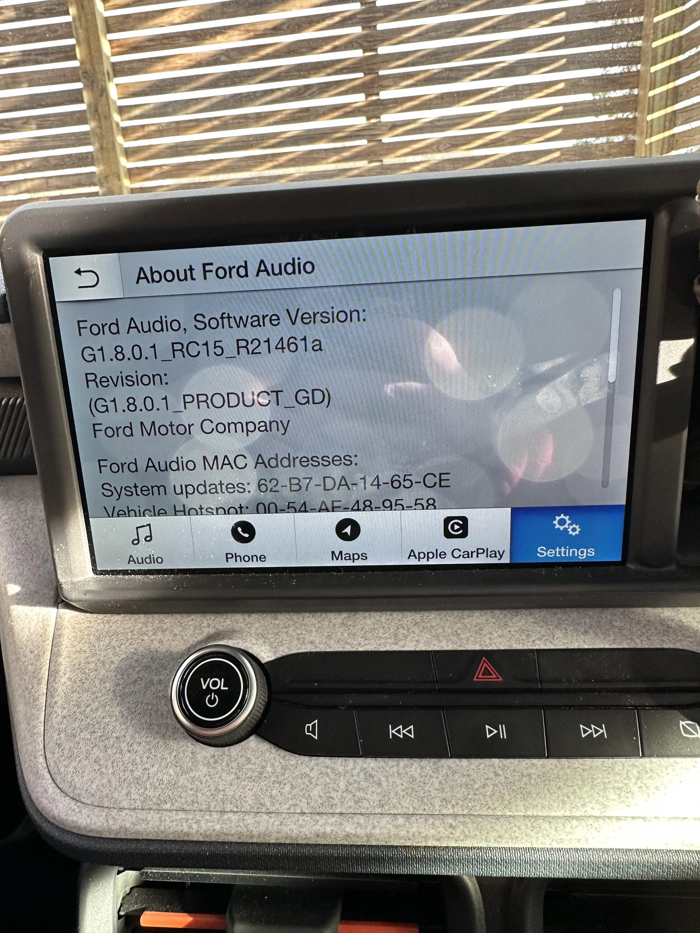 Ford Maverick New Radio Software Update G2.1.0.1_R22362A B67B0137-9B69-48DA-8AA0-BE7A62BE9C95