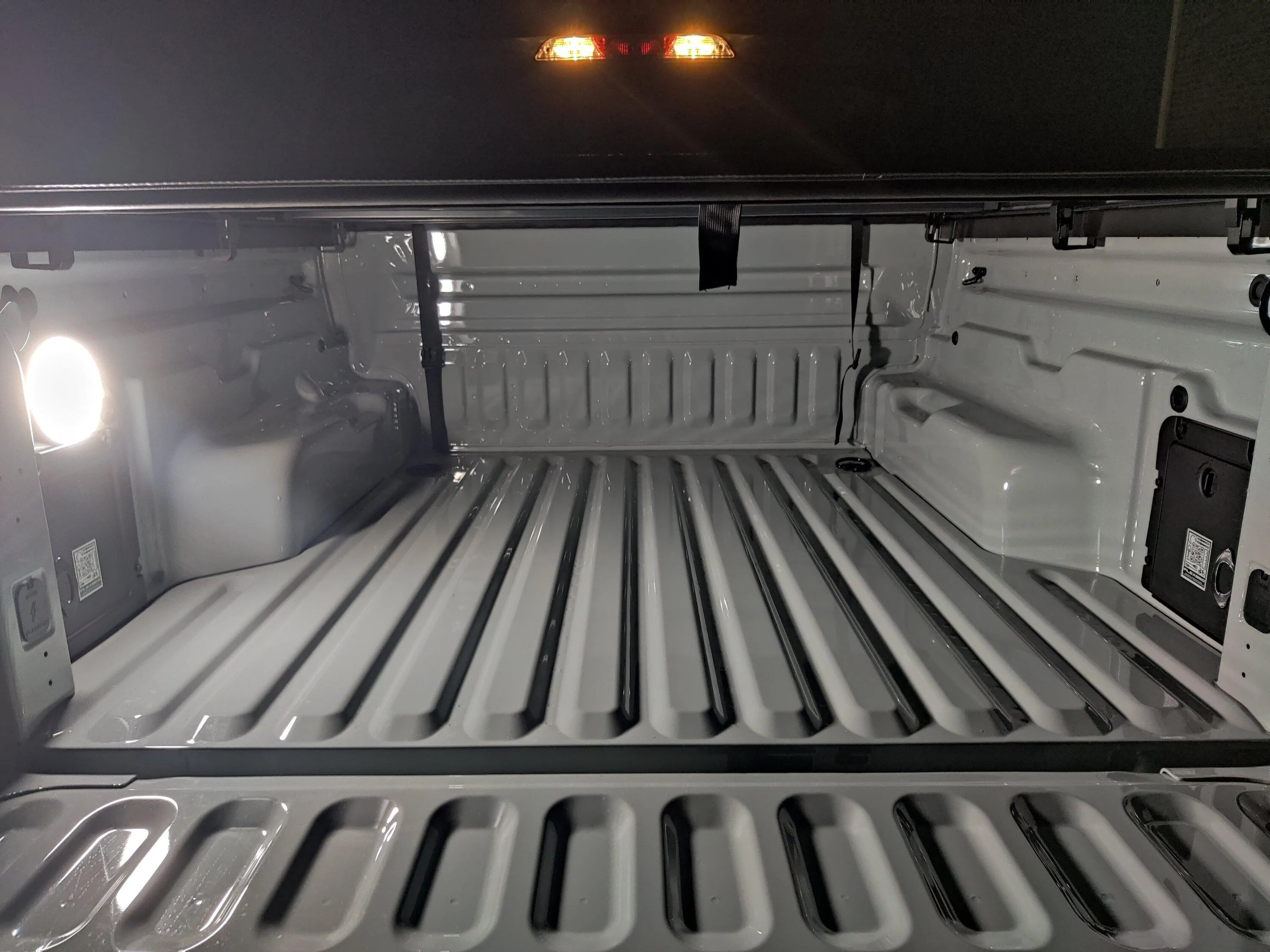Ford Maverick Bed 12v power IMG_20230213_213509