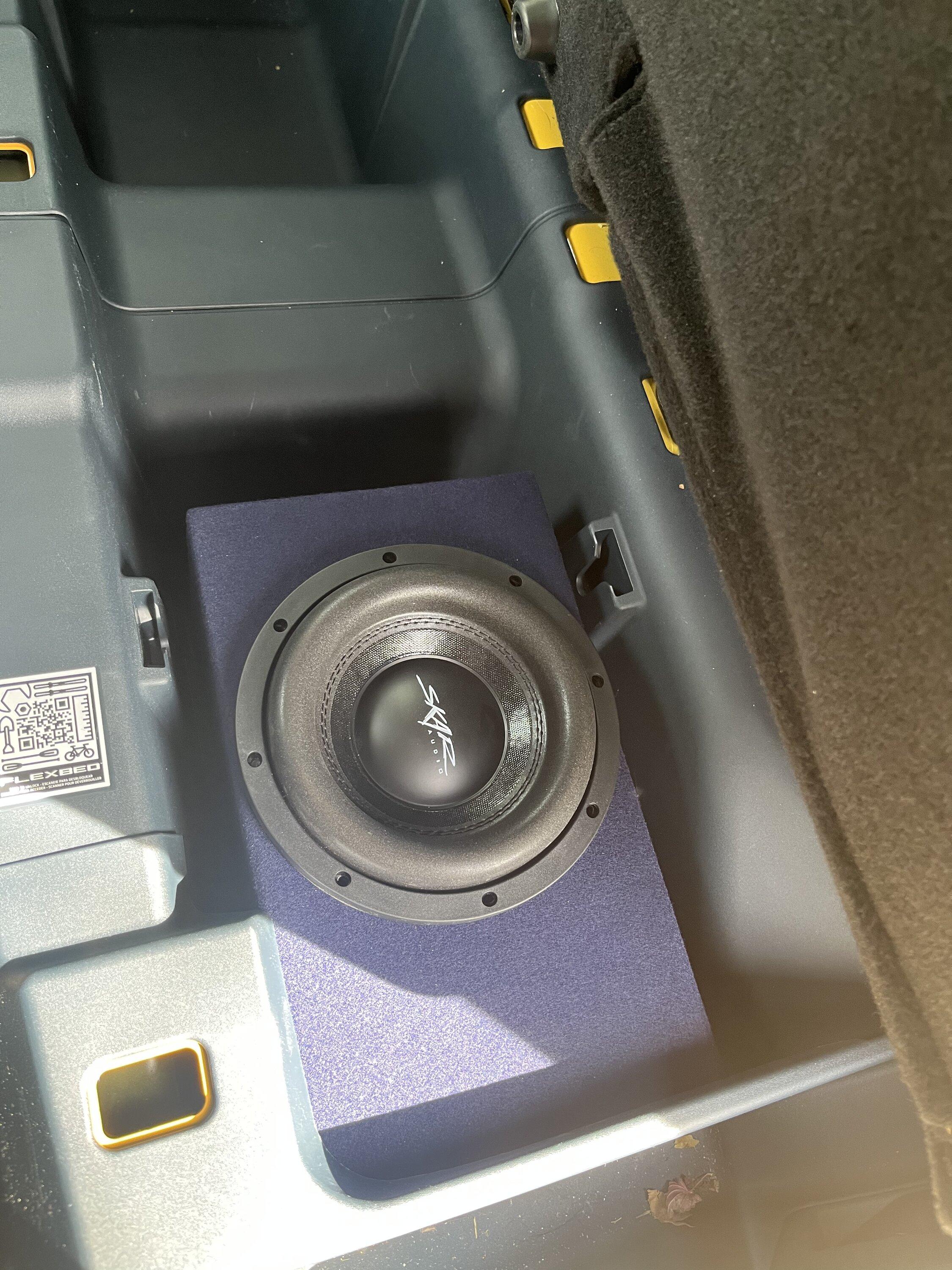 Ford Maverick Zero-modification custom built square Subwoofer for under rear seats A23CE71C-889B-4A83-A2B4-91832DE529C4