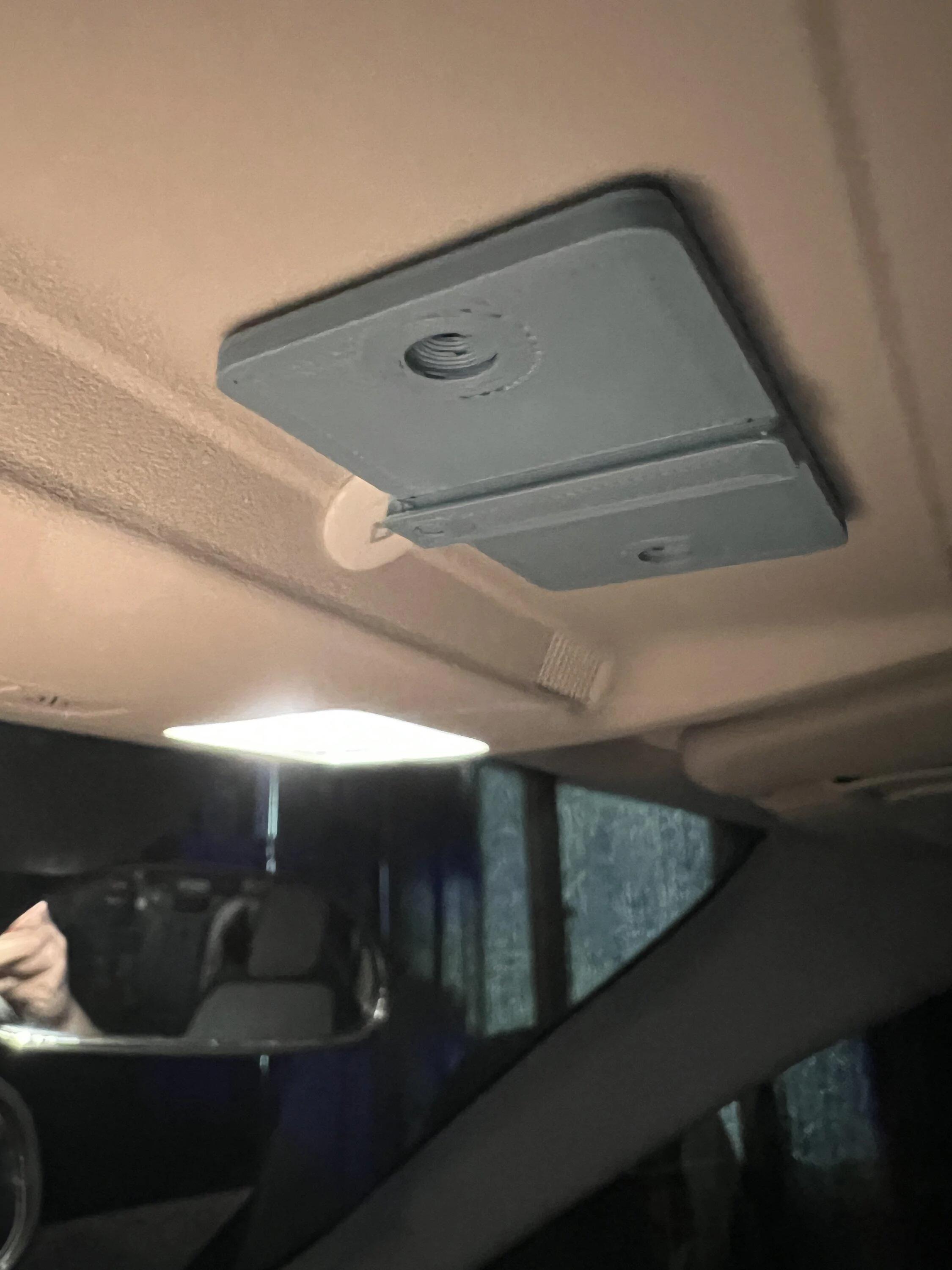 Ford Maverick Garage opener Homelink buttons for sun visor? E5D38E38-F601-4639-88D2-10C4C2F8461B