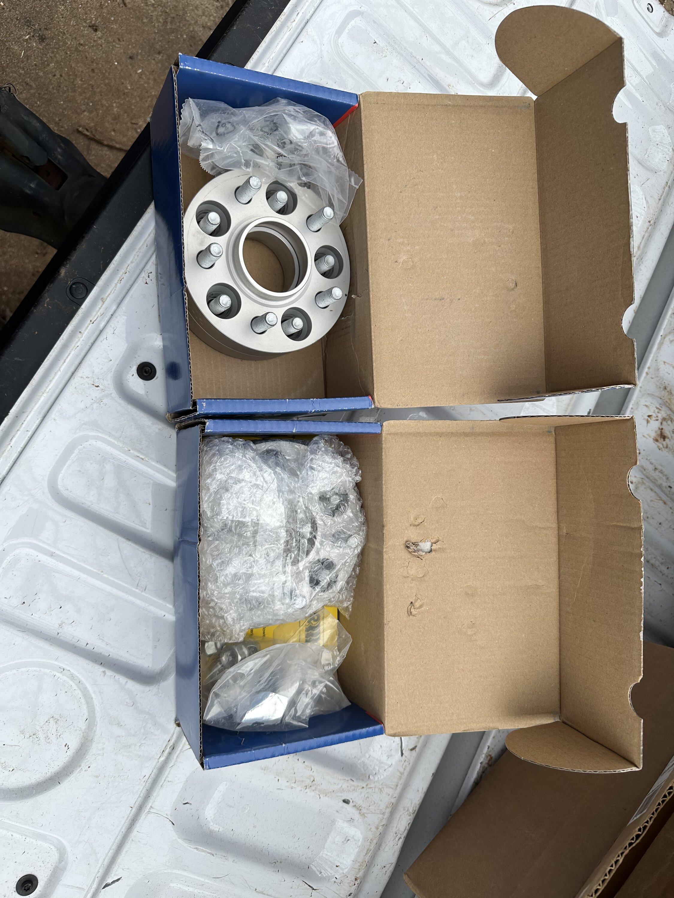 Ford Maverick H&R 25mm Wheel Spacers 00AD4152-3EDB-40C2-9A32-E0C8516E6820