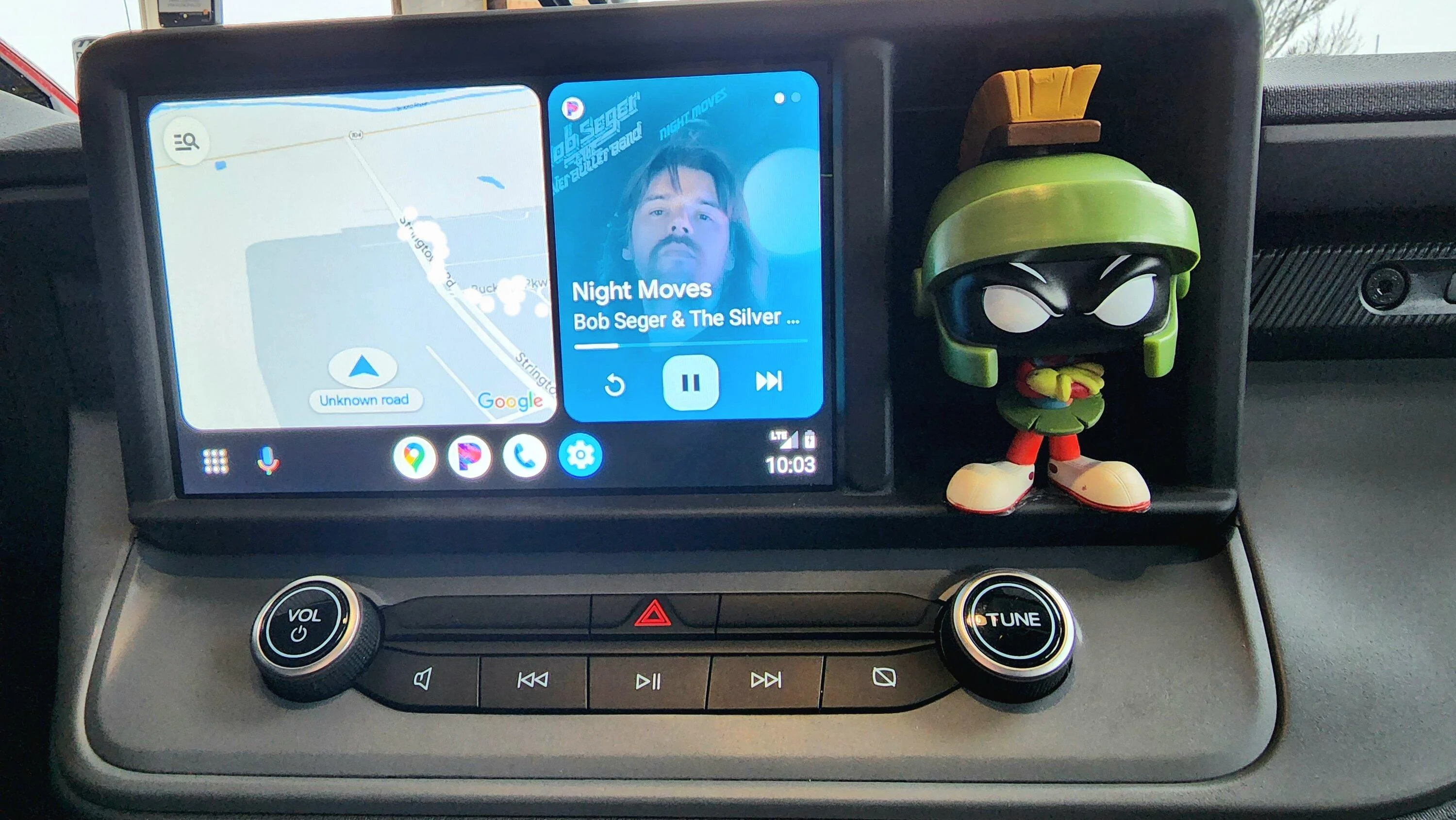 Ford Maverick Dash cubby hole -- what's in yours? 📸 20230216_100340