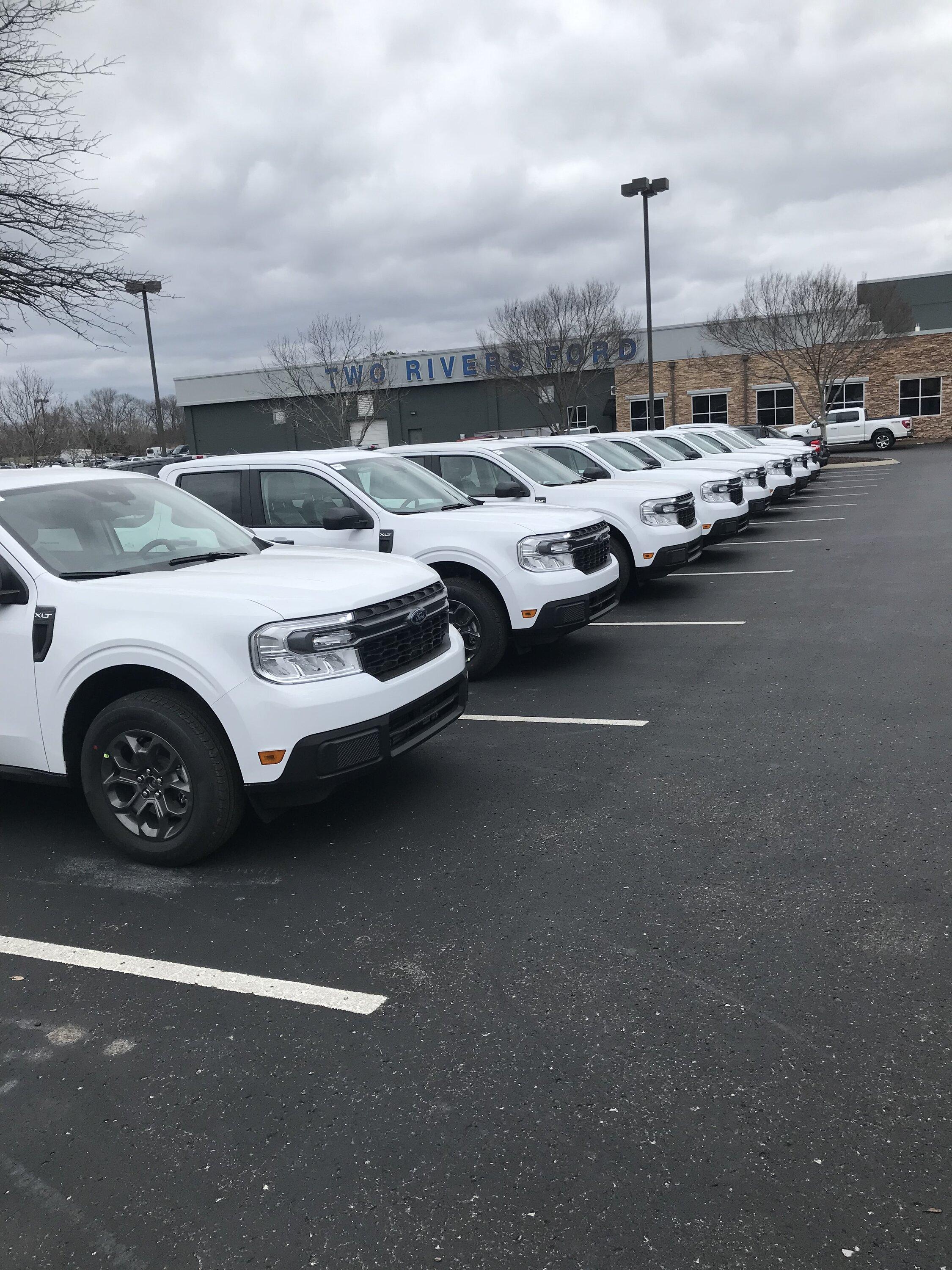 Ford Maverick Spotted: Fleet XLT Mavericks (all with trailer hitch)! IMG-6342
