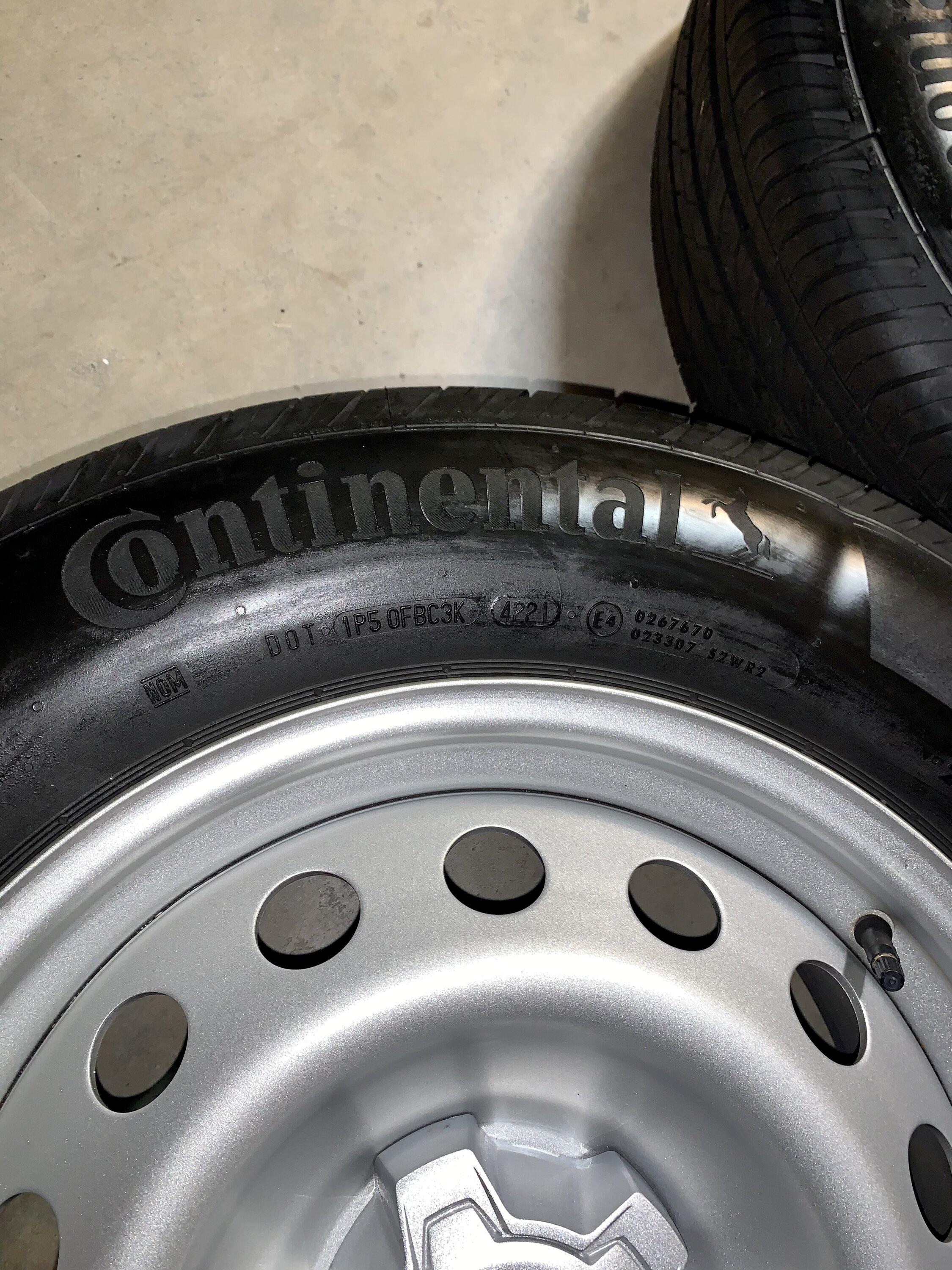 Ford Maverick For Sale Wheels/Tires and Center Caps B70A79CD-3579-46BC-AC11-8AFC4E044B30