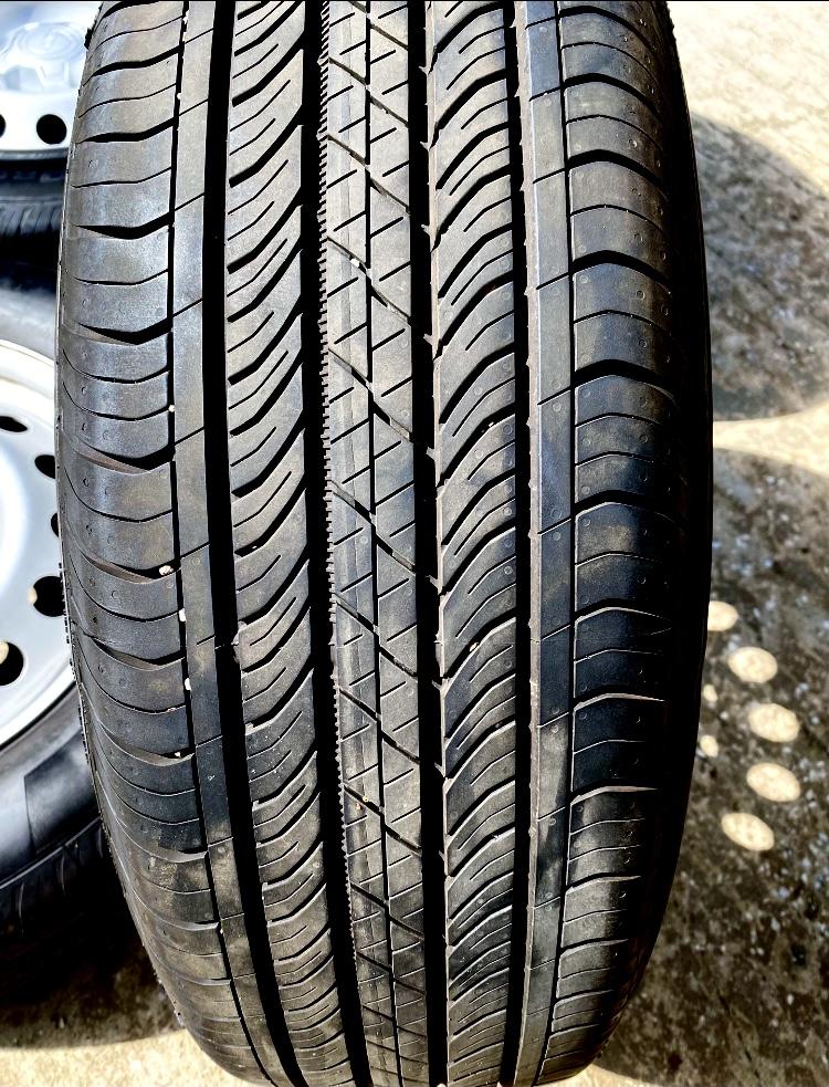 Ford Maverick For Sale Wheels/Tires and Center Caps 51591DA3-2767-48AF-87C7-5ED3F2A278EC