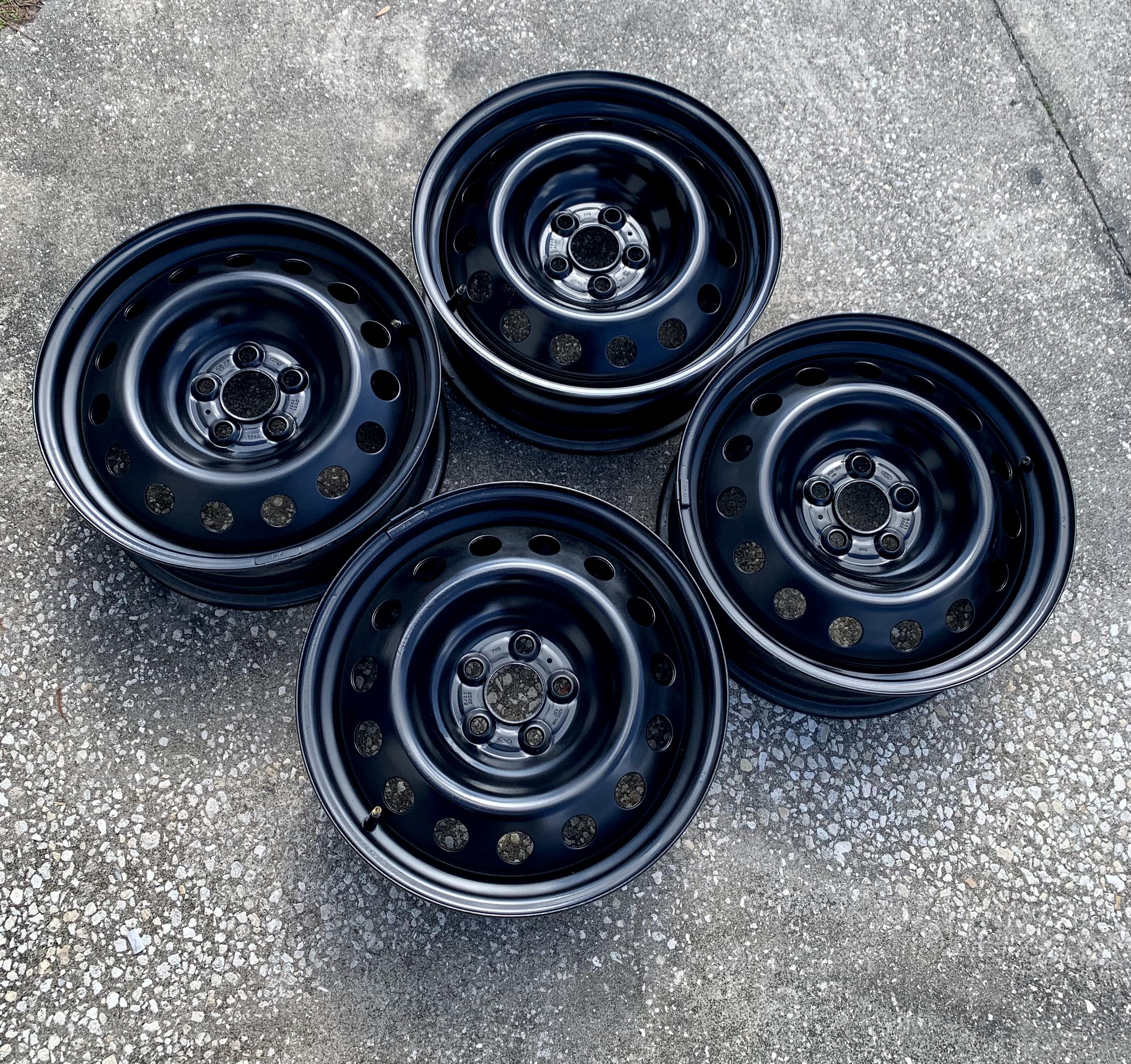 Ford Maverick For Sale Painted Steelies with Interceptor Caps E0481DE4-E543-46E1-A31D-788AE0482829