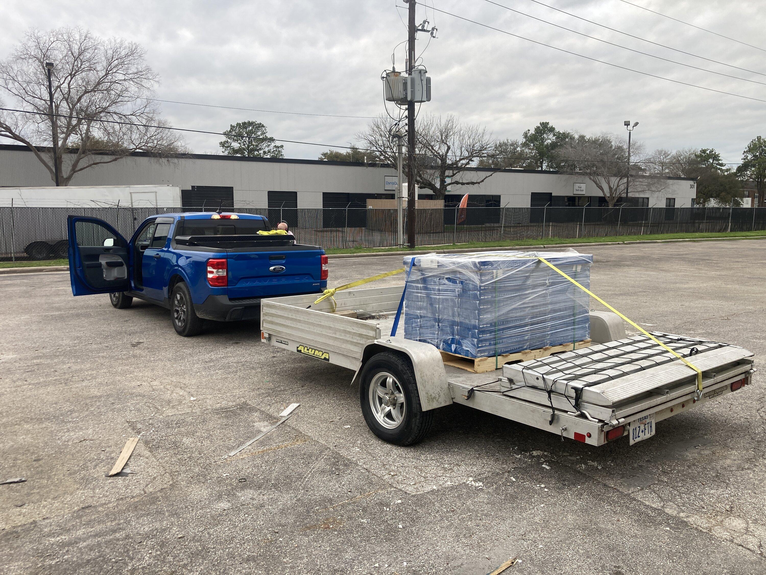 Ford Maverick Has anyone downsized to a Maverick and finding the bed too small? CD349F37-AD03-44BD-B9EE-8C8C8FE64BF7