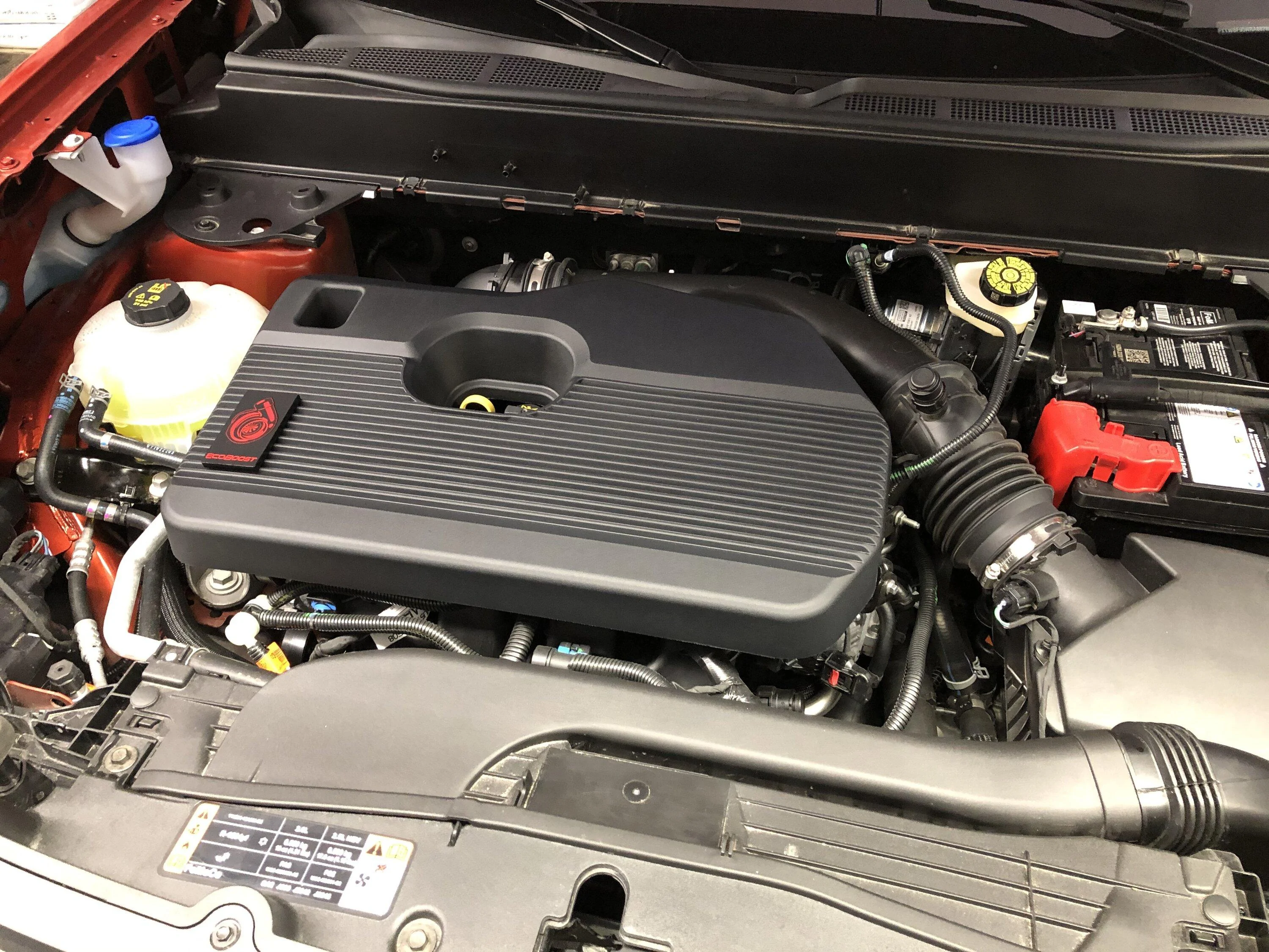 Ford Maverick 2.0L engine cover from Lincoln Nautilius compatible on Maverick Ecoboost? IMG_1190