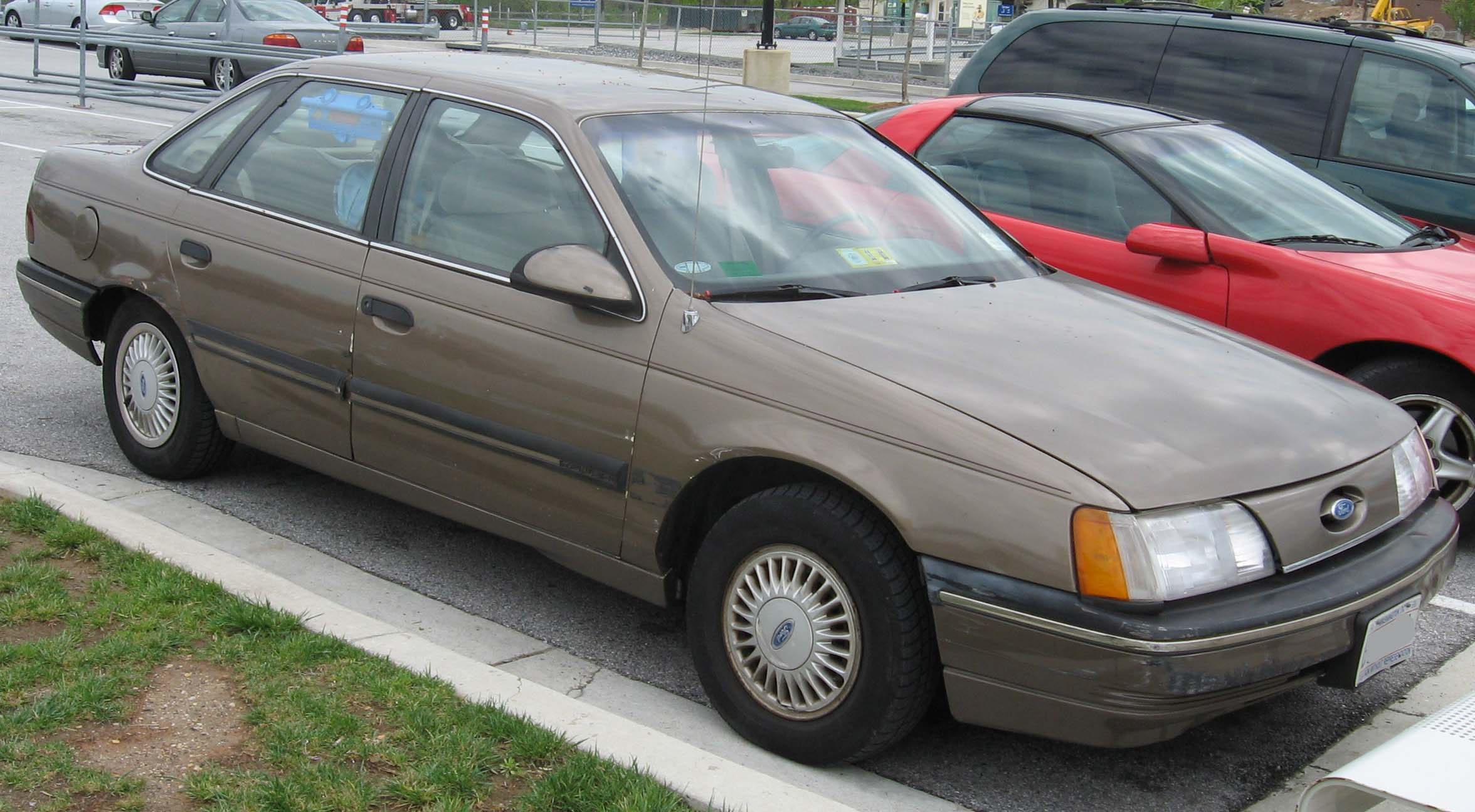 Ford Maverick Is it just me? taurus