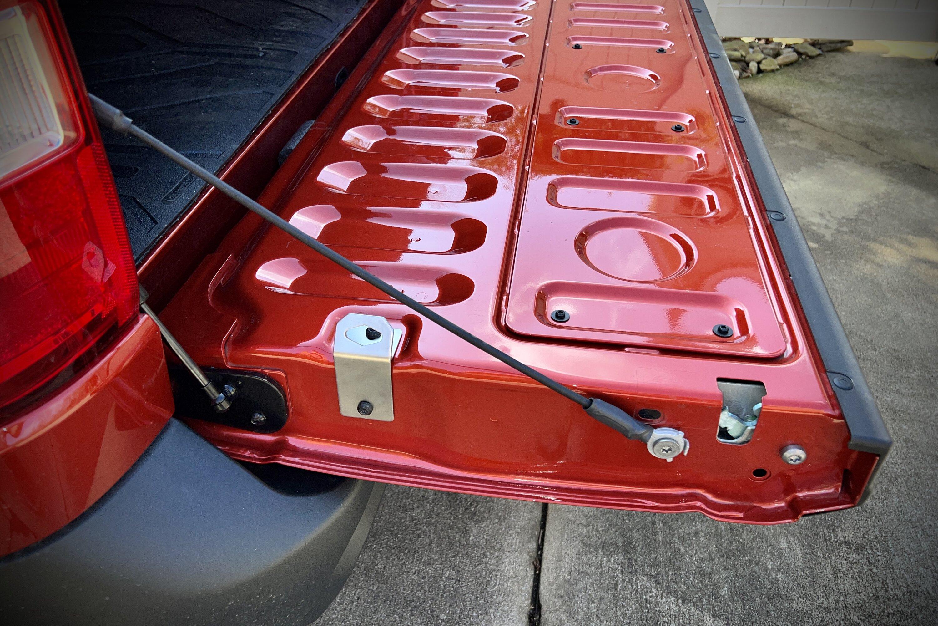 Ford Maverick Maverick damper inside tail light? Like the f150 A100B7C1-1F9B-49DE-A168-3A4F48A8D7B8