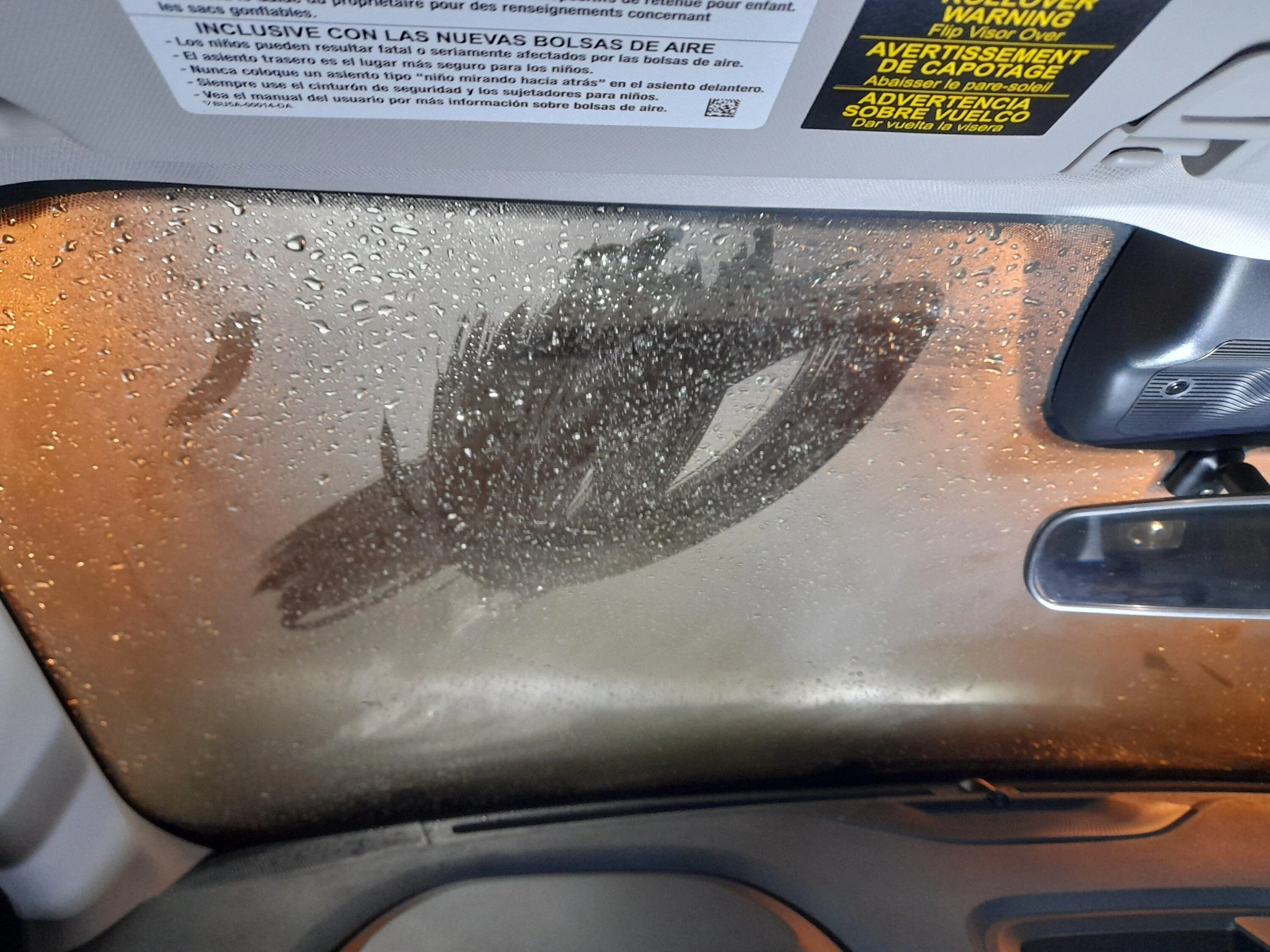 Ford Maverick Sunroof leaks foggy inside condensation 20230116_175444