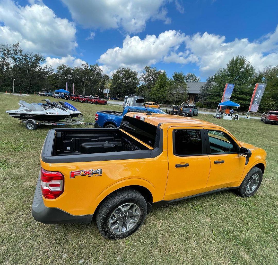 Ford Maverick CYBER ORANGE Maverick Photos Thread 243132228_581793049529026_1607393732907086811_n