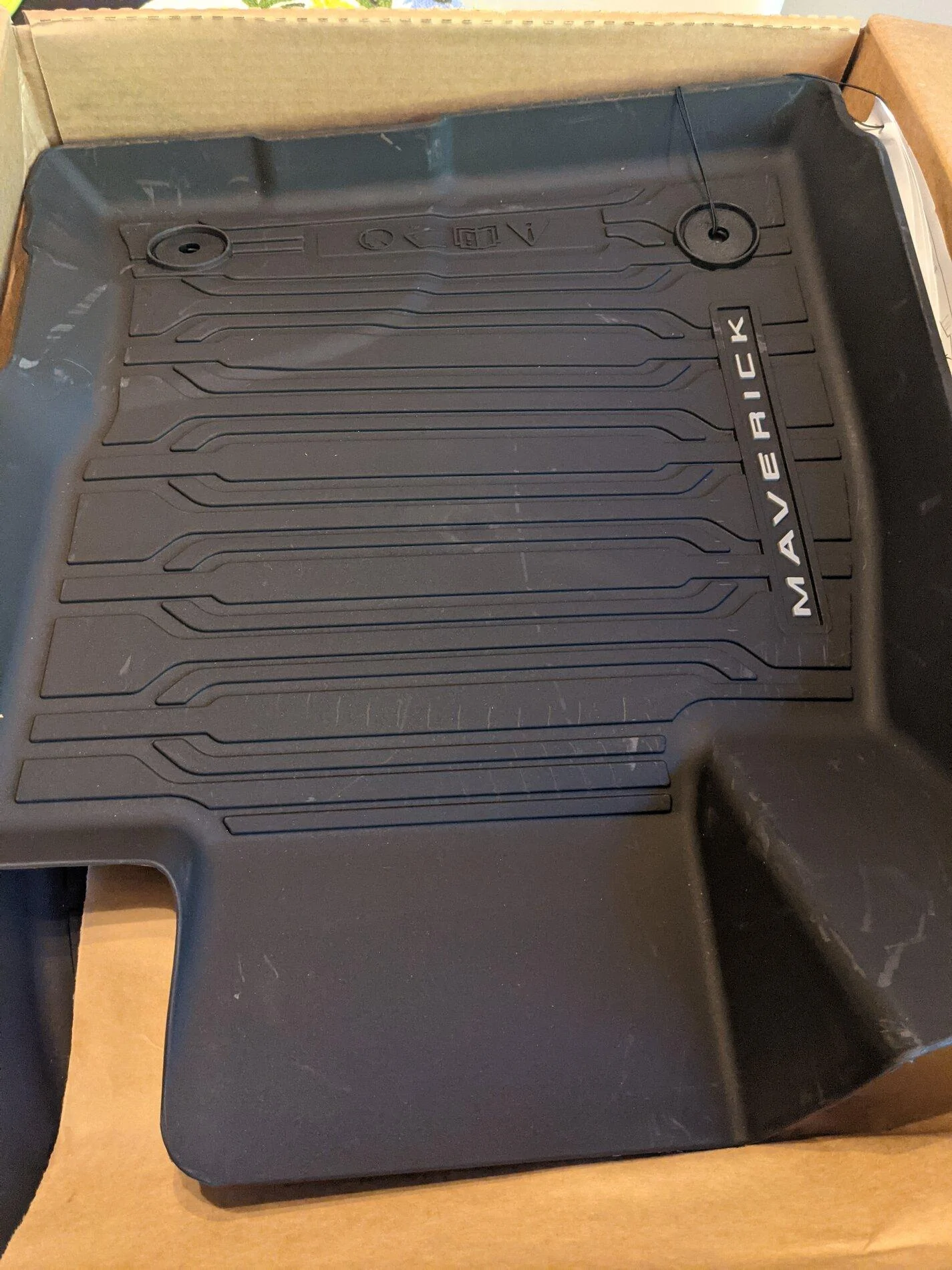 Ford Maverick My Maverick Tailgate Letters, Tailgate Assist, All-Weather Mats have arrived PXL_20210929_213143489
