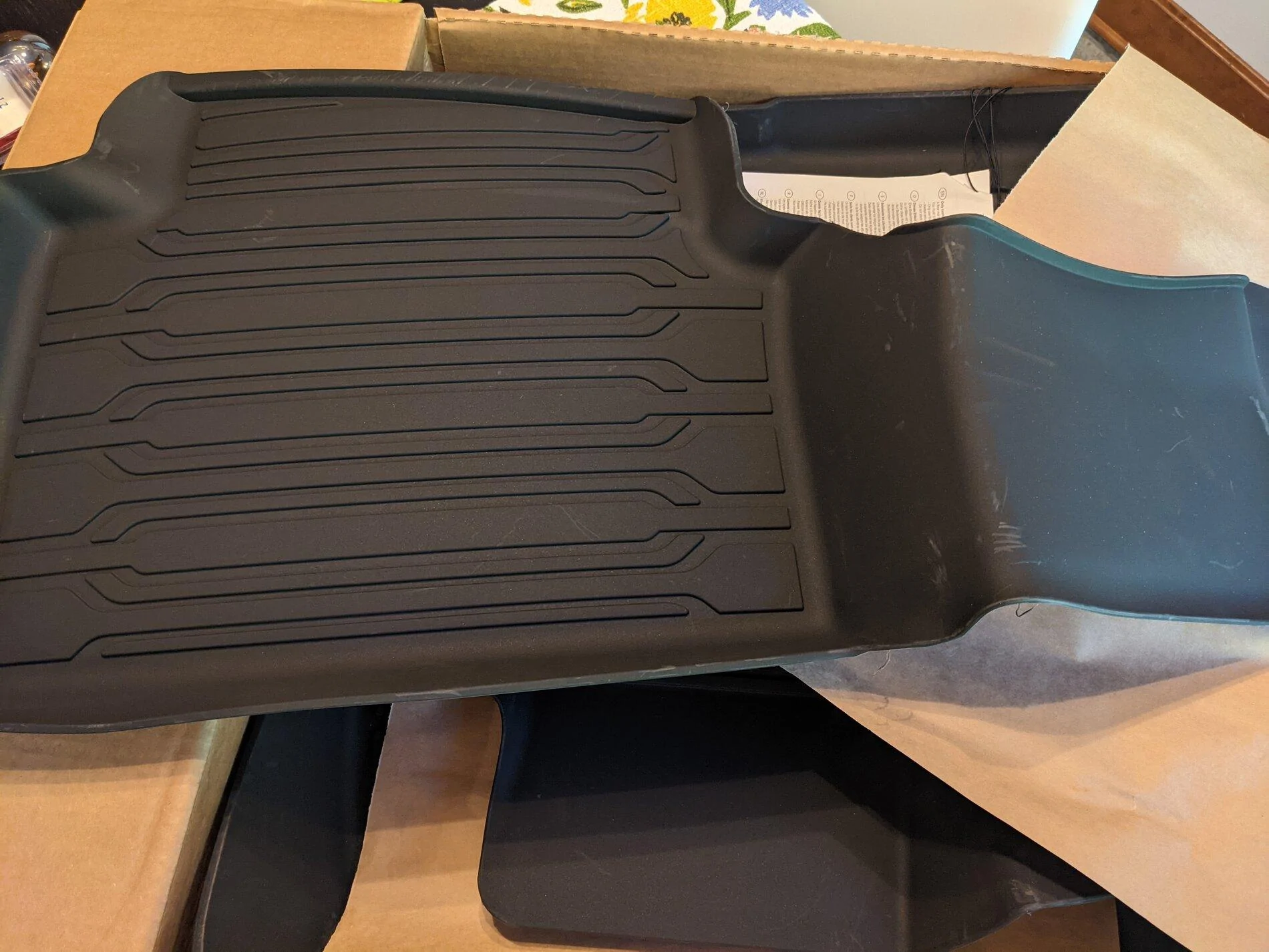 Ford Maverick My Maverick Tailgate Letters, Tailgate Assist, All-Weather Mats have arrived PXL_20210929_213122037
