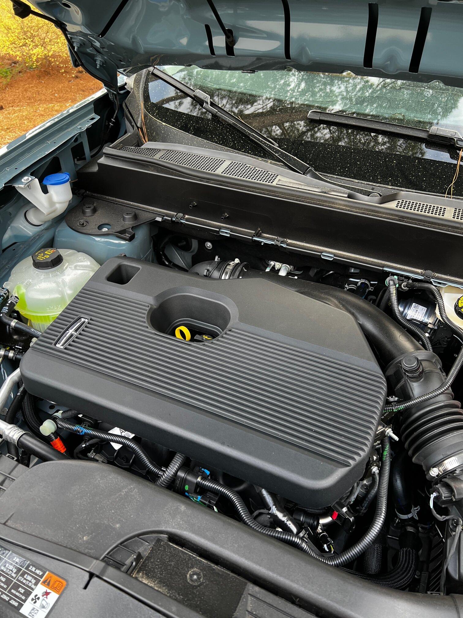 Ford Maverick 2.0L engine cover from Lincoln Nautilius compatible on Maverick Ecoboost? cover.JPG