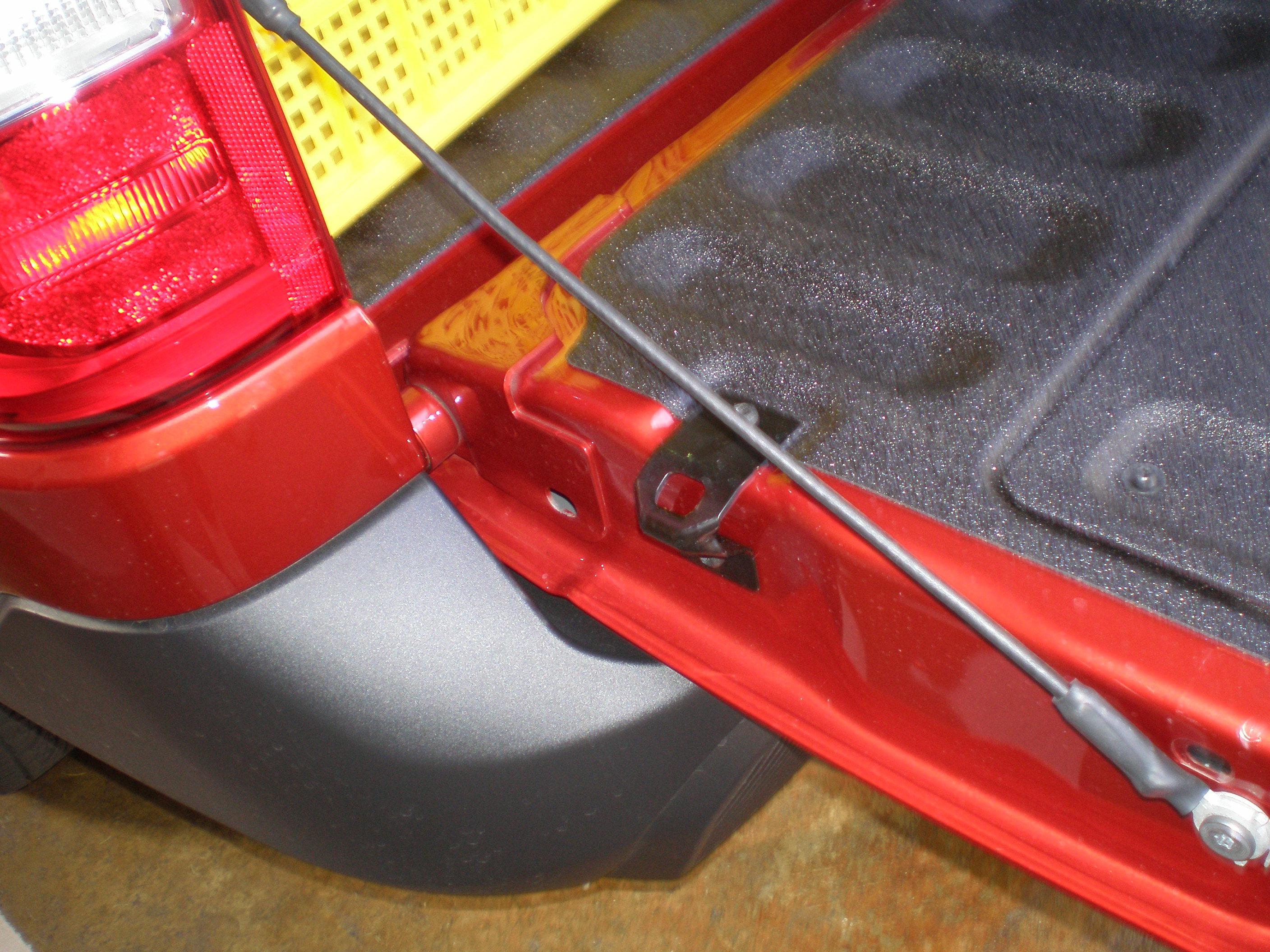 Ford Maverick A little help with the bedliner P1010002.JPG
