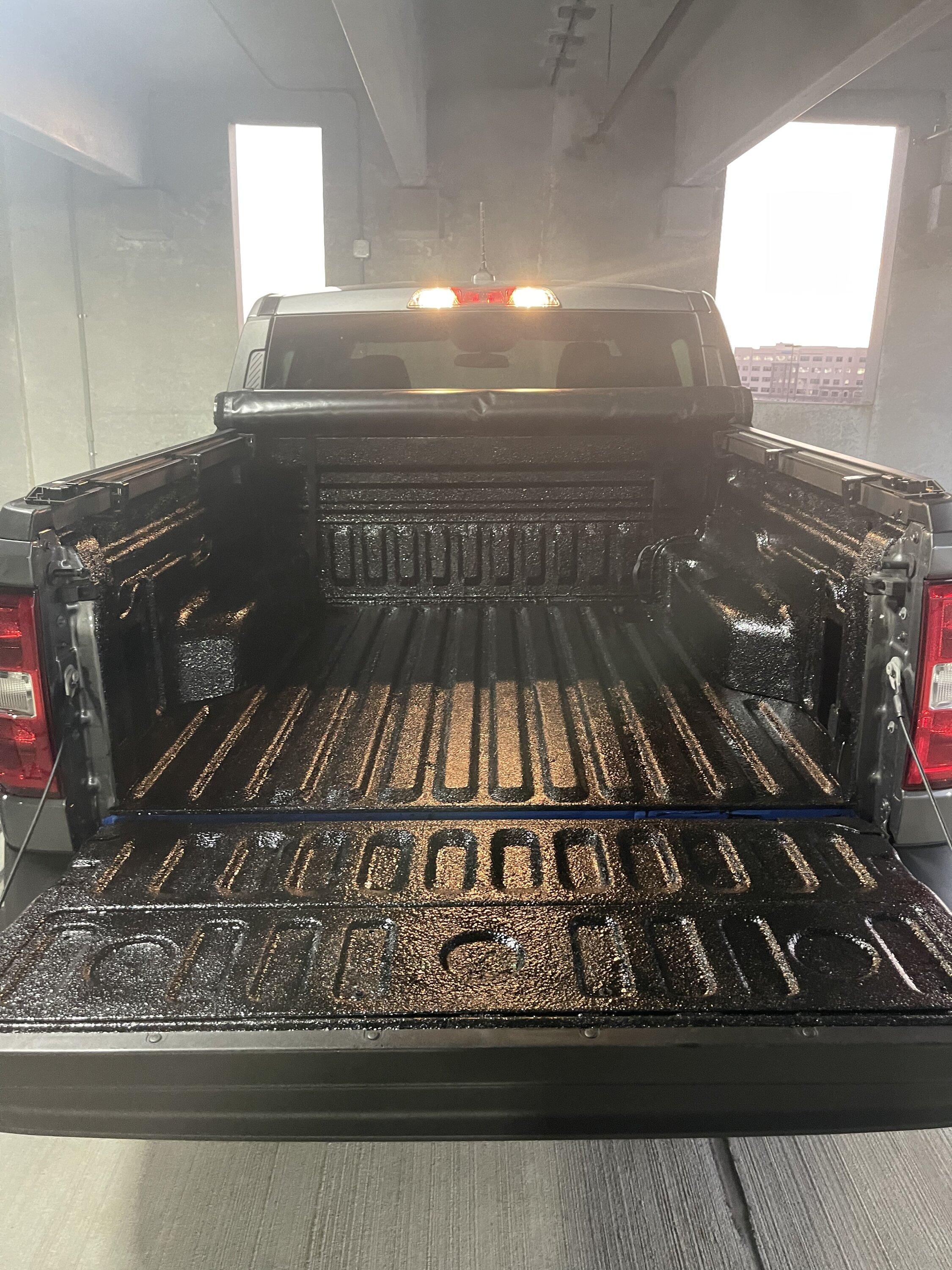 Ford Maverick A little help with the bedliner 151FCA2D-4F1E-4077-9D0E-C31ABA83F681