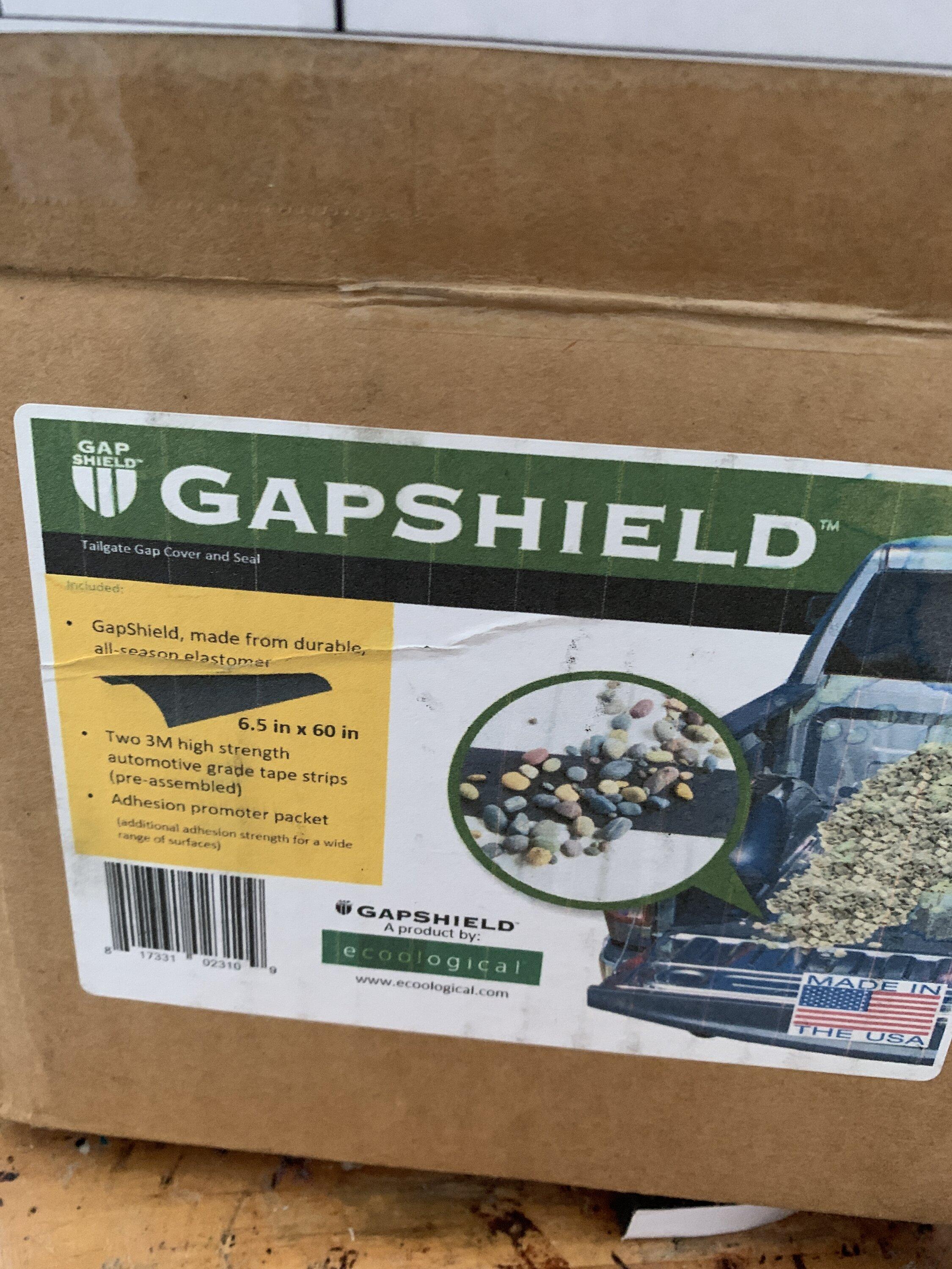 Ford Maverick GapShield Installed (keeps dust / debris out of bed) IMG_6027.JPG