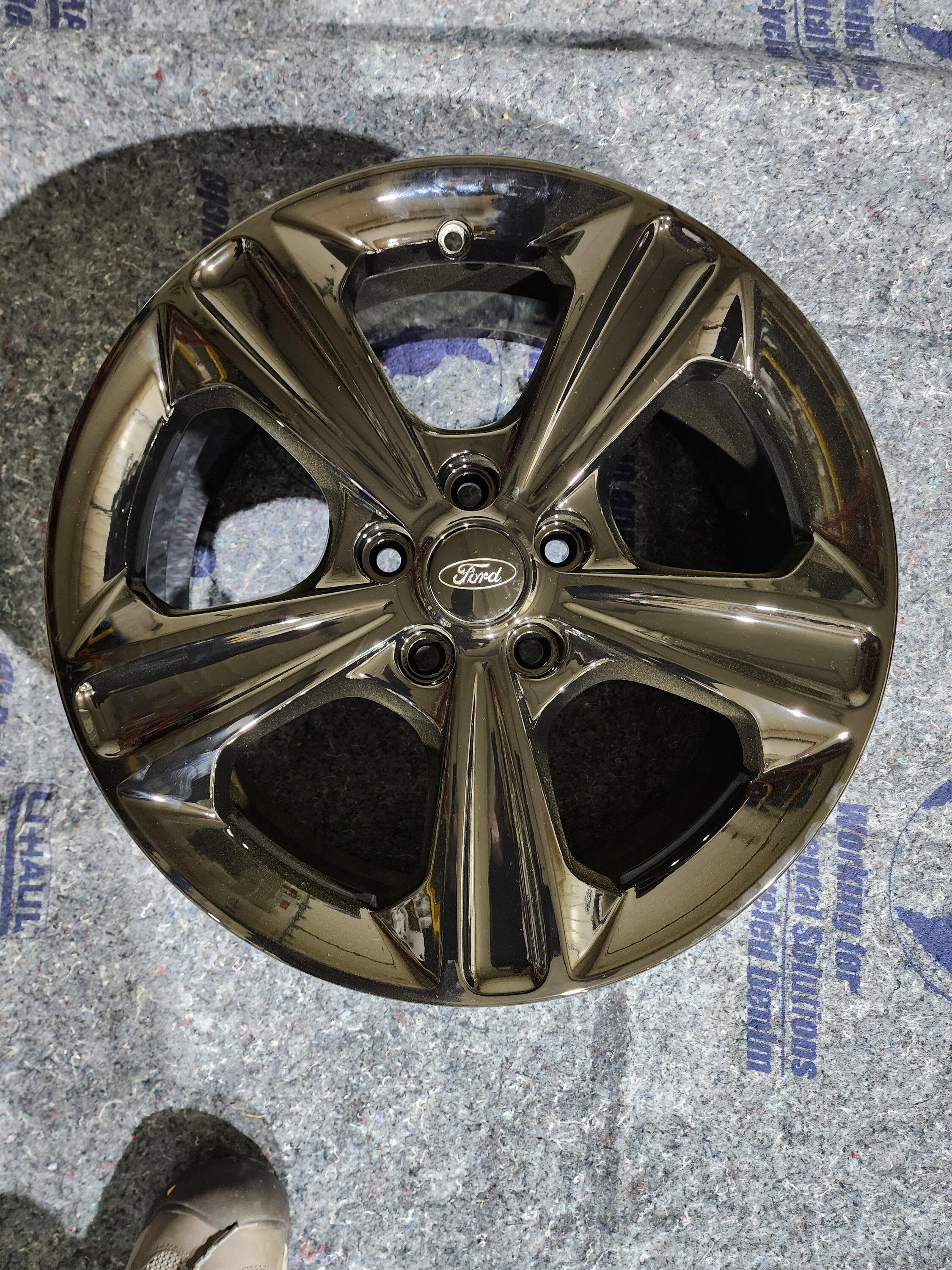 Ford Maverick WTB: XLT/fx4 rims, no tires needed. 20221221_084706