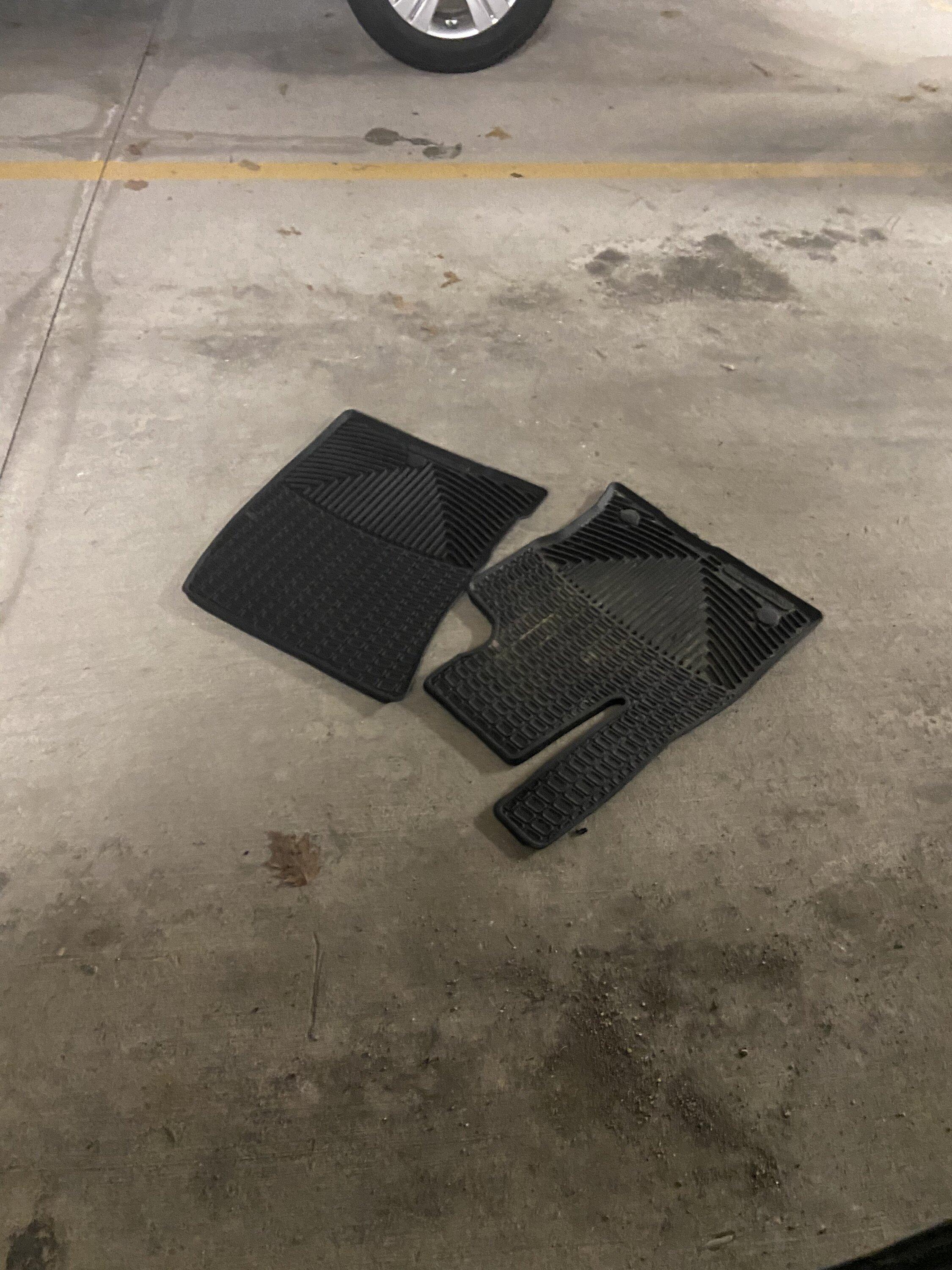 Ford Maverick Weather tech Front Mats 7917E49E-2357-4306-B5CD-07496C7AE6AA