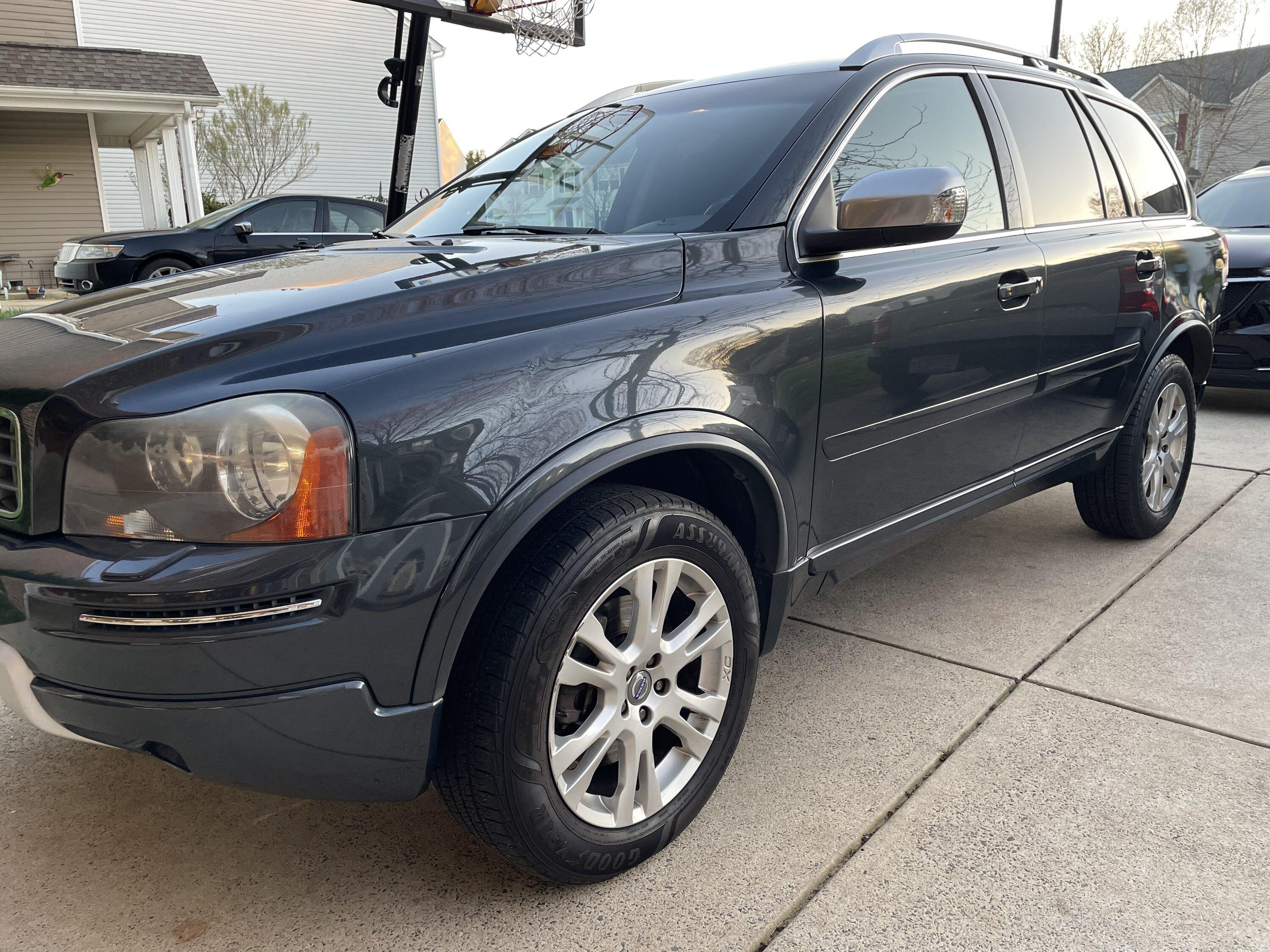 Ford Maverick Volvo XC90 for sale- NC 560A99B2-321C-4F4F-A2D5-295E3BF3D11D