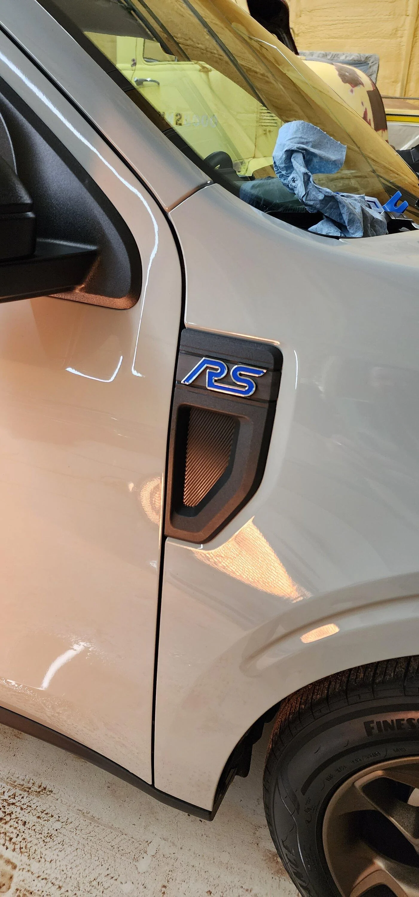 Ford Maverick Maverick ST prototype (wearing manufacturer plates) spotted at Ford facility?! 20230117_185952