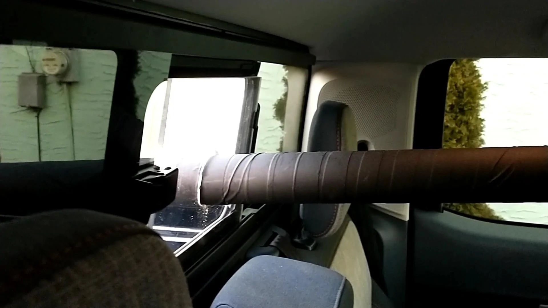 Ford Maverick Put that rear sliding window to work! VID_20230215_162824019_exported_22887
