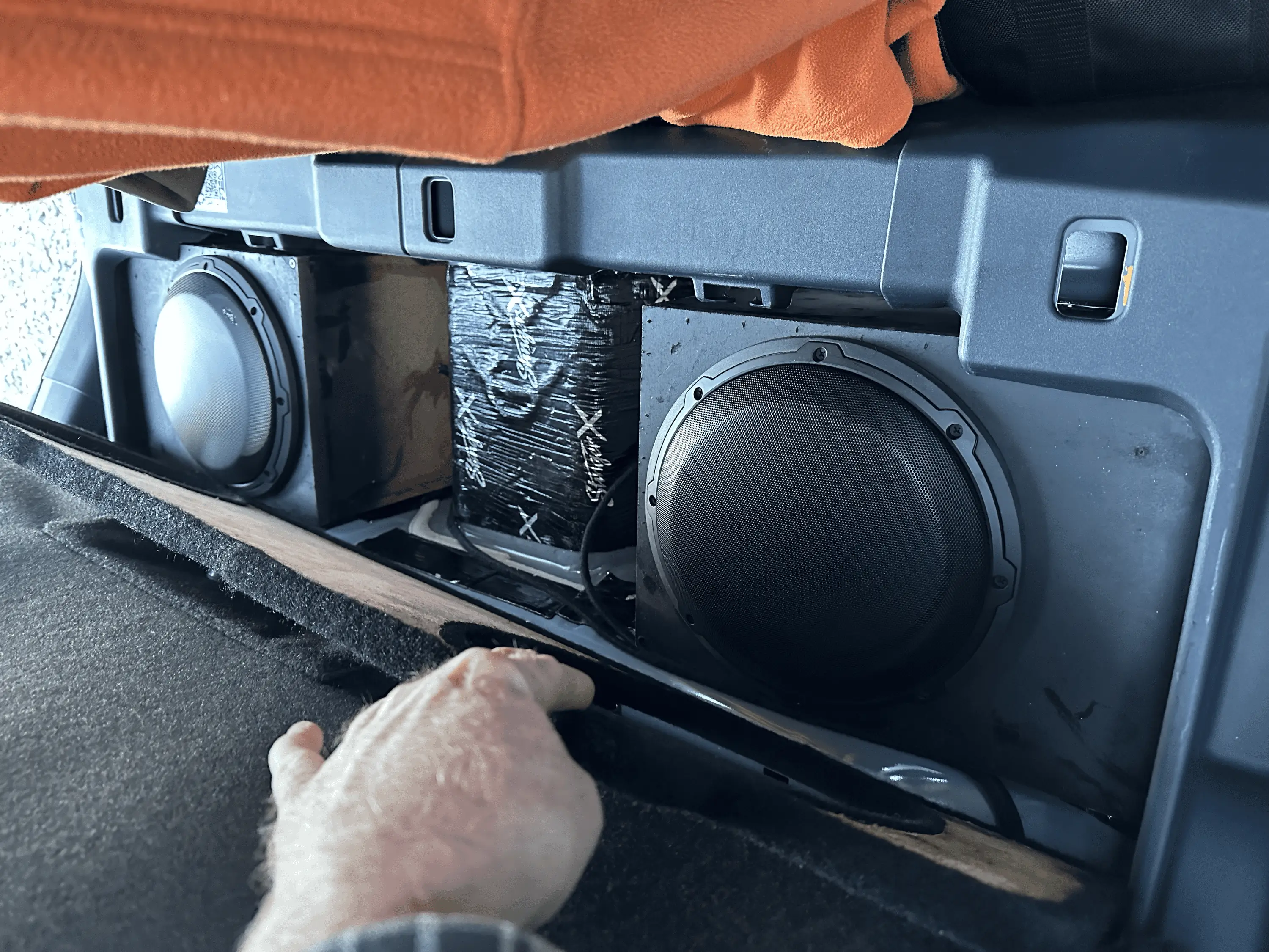 tempImageNButEe.png