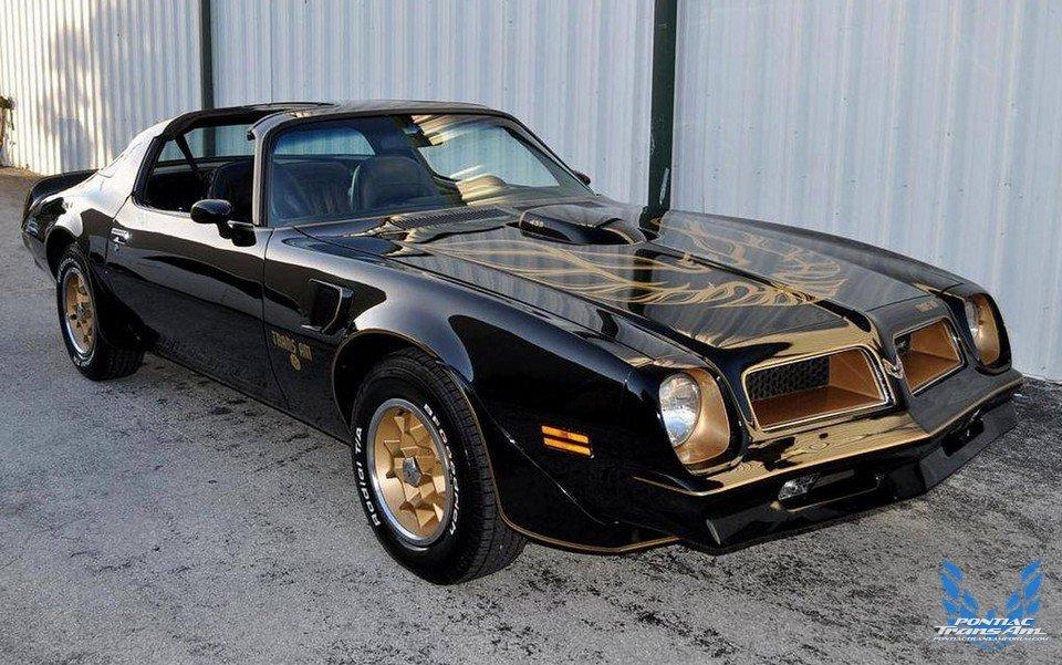 Ford Maverick XL on 245/65r17 Nexen tires + Gold Black Rhino wheels. No lift and no poke 1976-pontiac-firebird-trans-am-50th-anniversary-black-gold-07