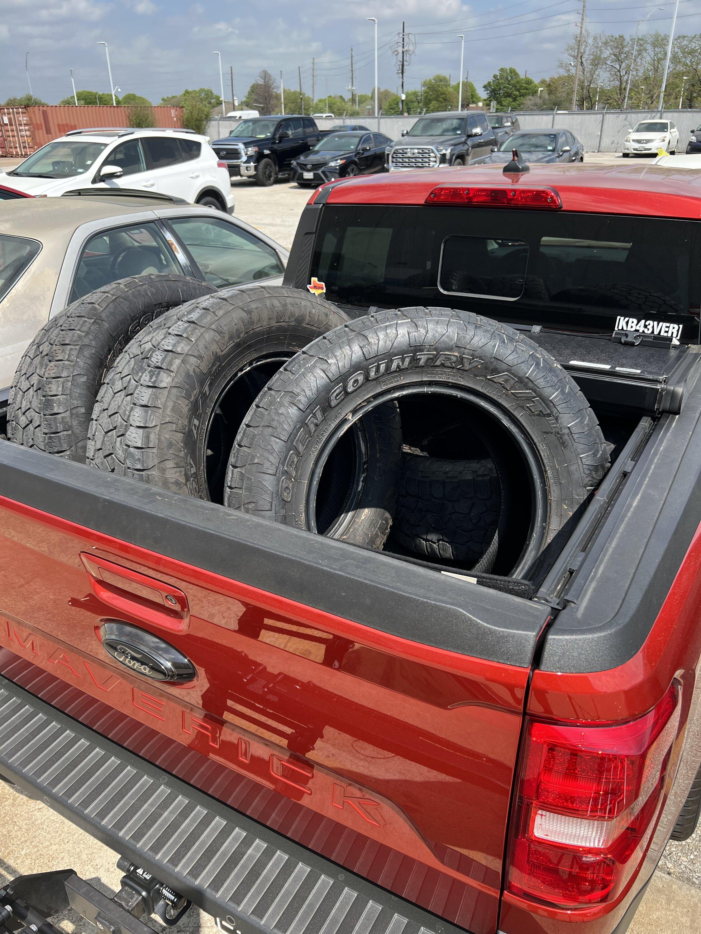 Ford Maverick What's your Maverick hauling in the bed? [Photos Edition] 6AB7C4D7-9B1A-4519-8394-47F5340916A2