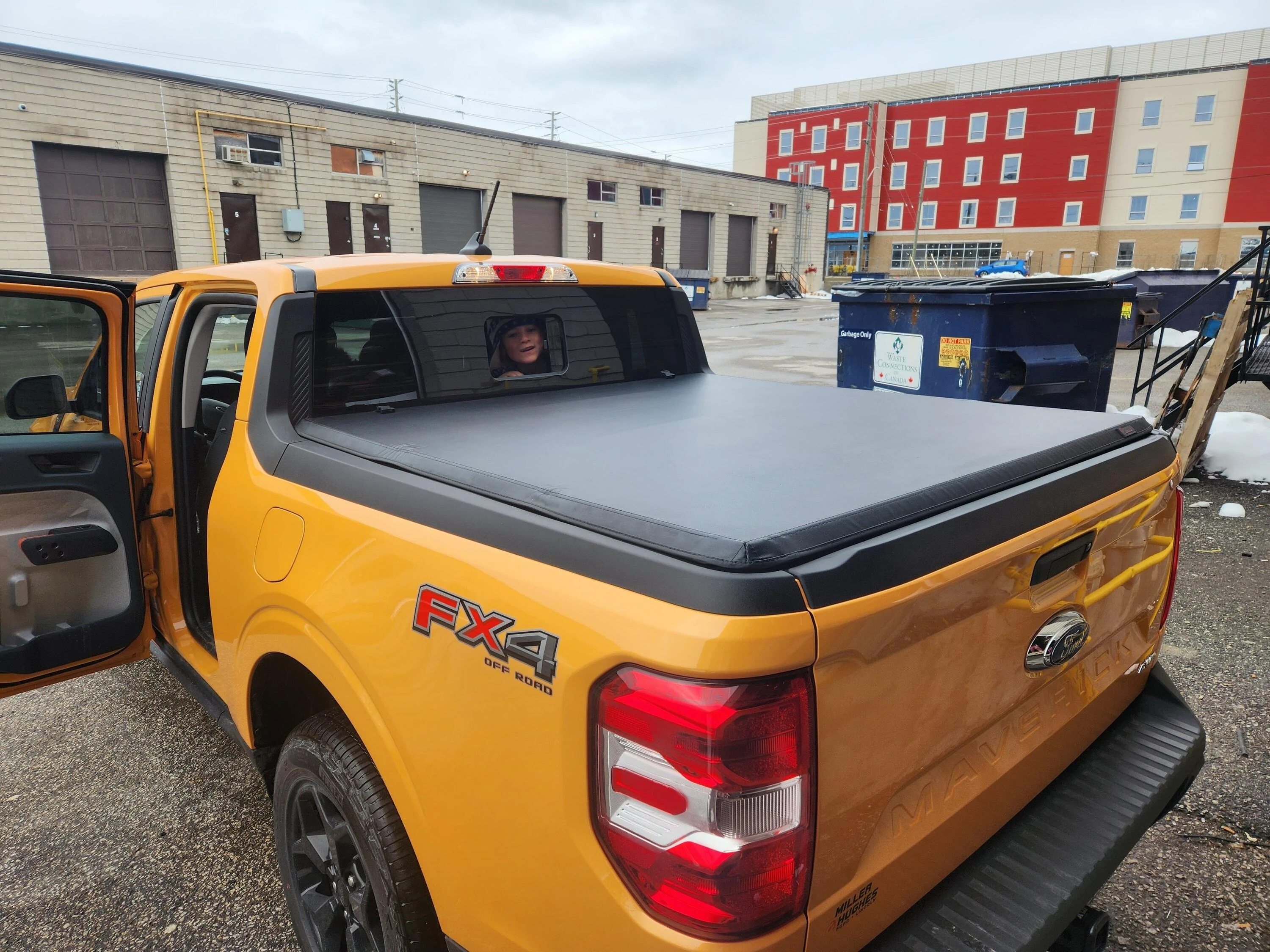 Ford Maverick Bison soft tri fold. Canadian companey, no US shipping. 20230311_130933