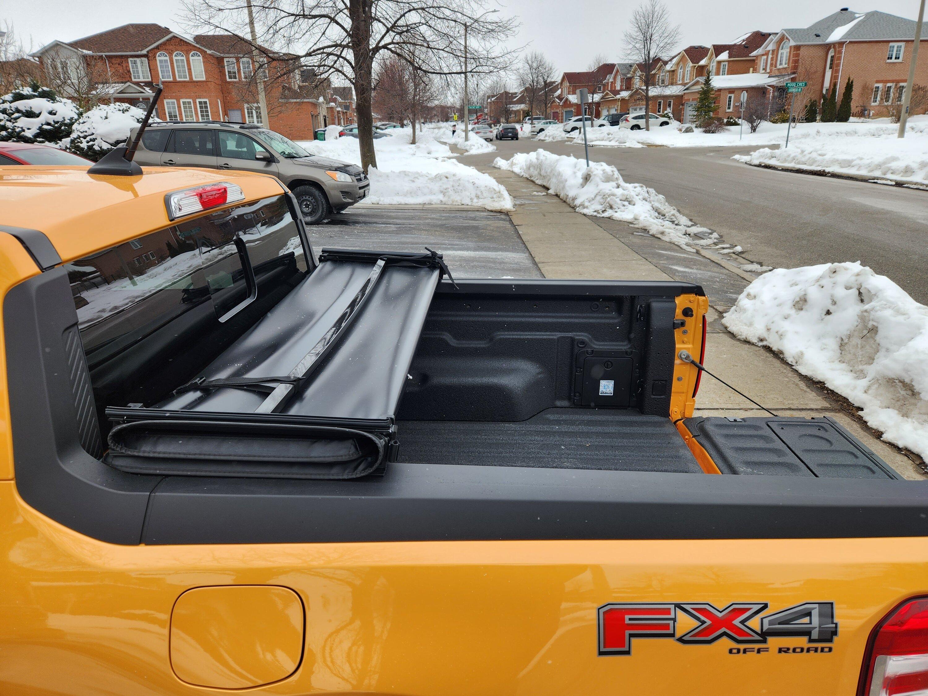 Ford Maverick Bison soft tri fold. Canadian companey, no US shipping. 20230312_153051