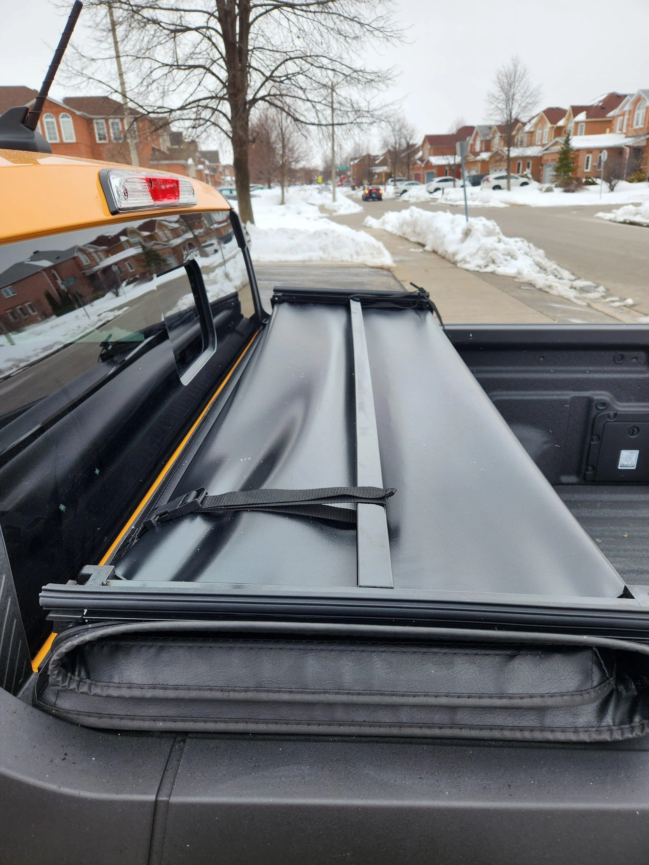 Ford Maverick Bison soft tri fold. Canadian companey, no US shipping. 20230312_153054