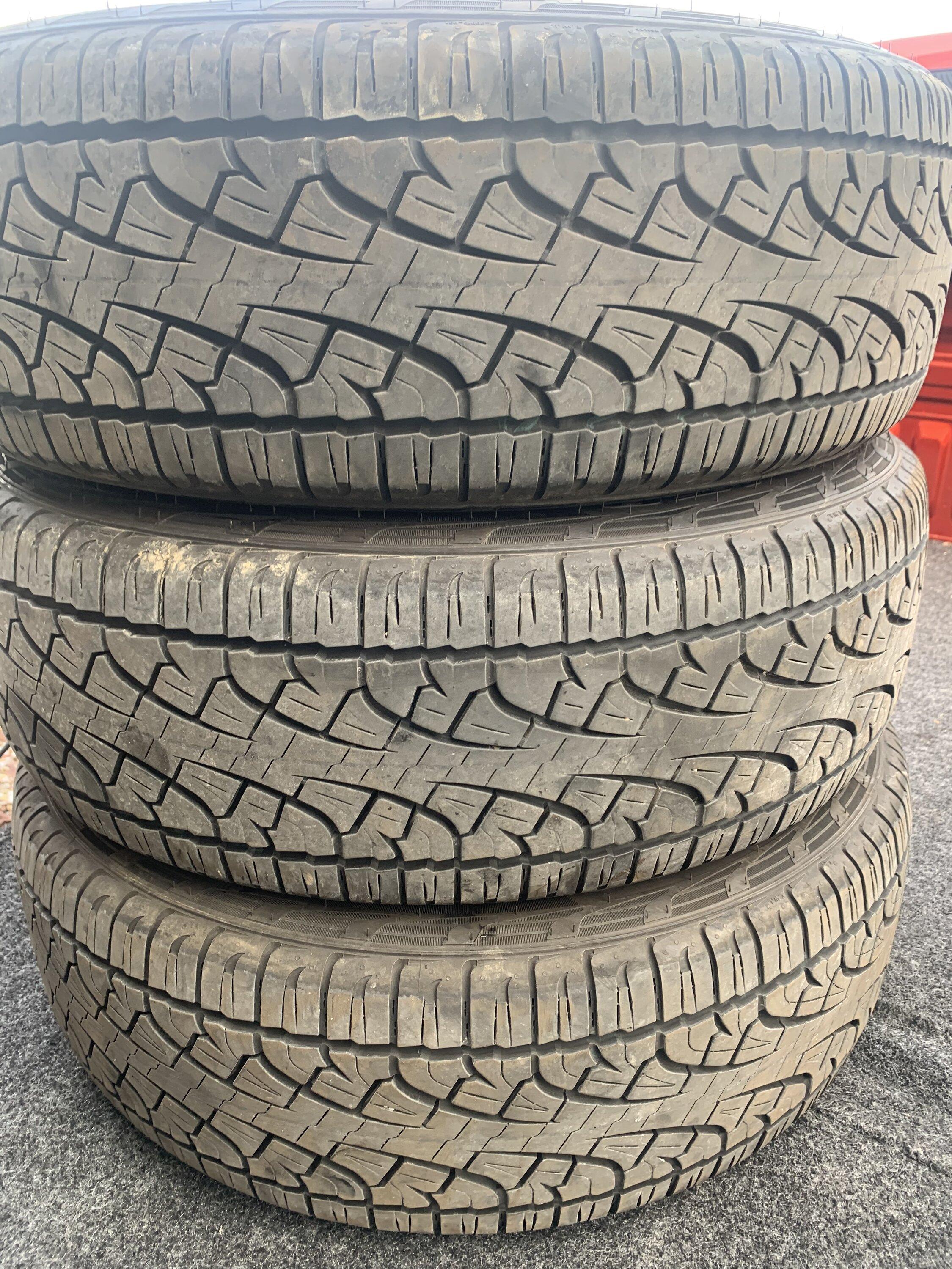 Ford Maverick Pirelli Scorpion Tires 225/65/17 69BD74ED-36CC-4689-9F36-BAC9FAD4C91B