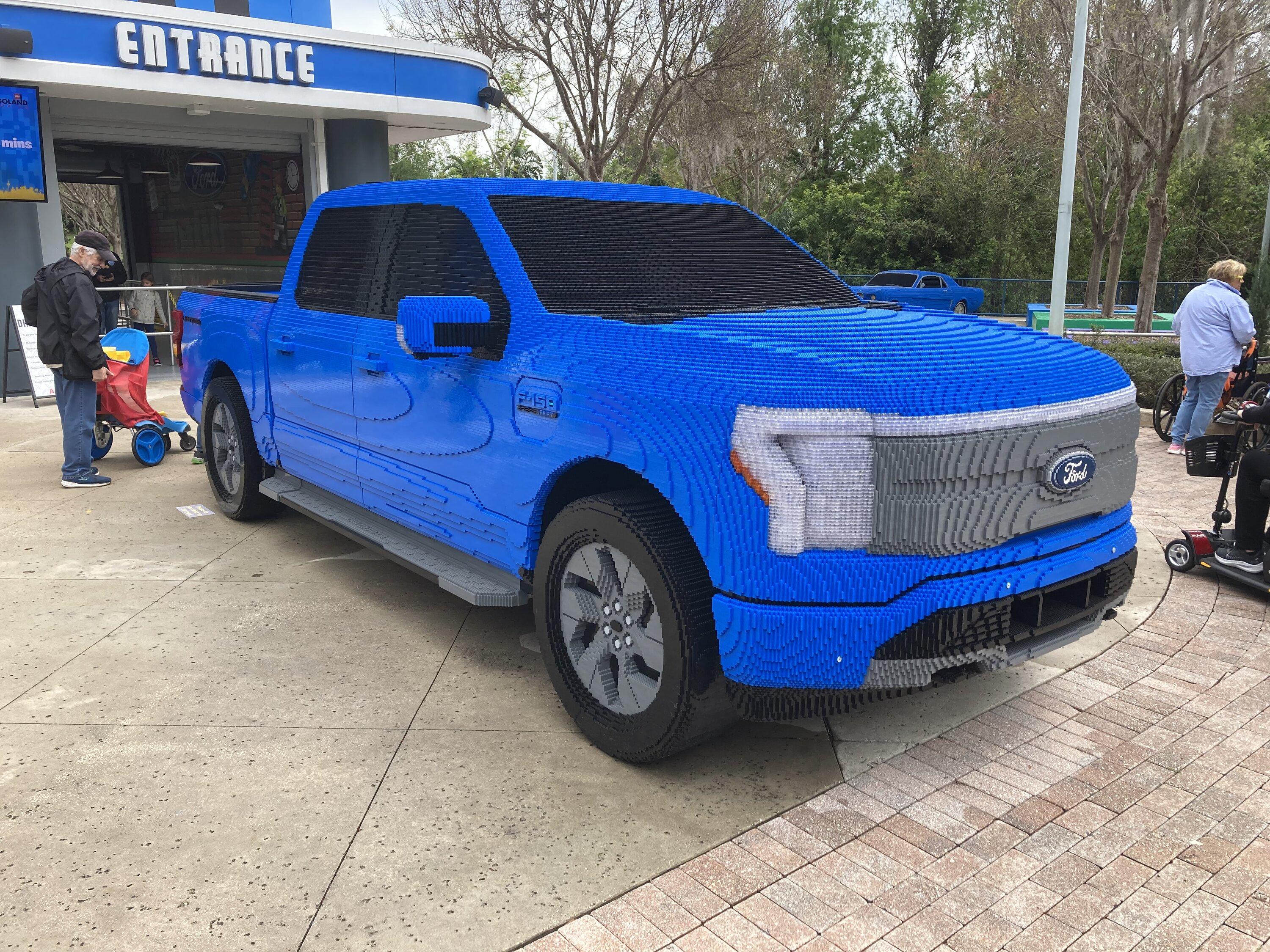 Ford Maverick Life-size Lego Lightning constructed from 320K pieces 😲 479CF275-B390-45A5-B768-F46FD0990807