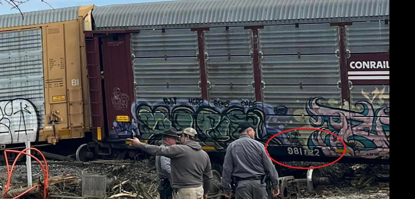 Ford Maverick CSX Train Derails in Kentucky With Ford Mavericks Among Cargo 😟 unnamed (5)6