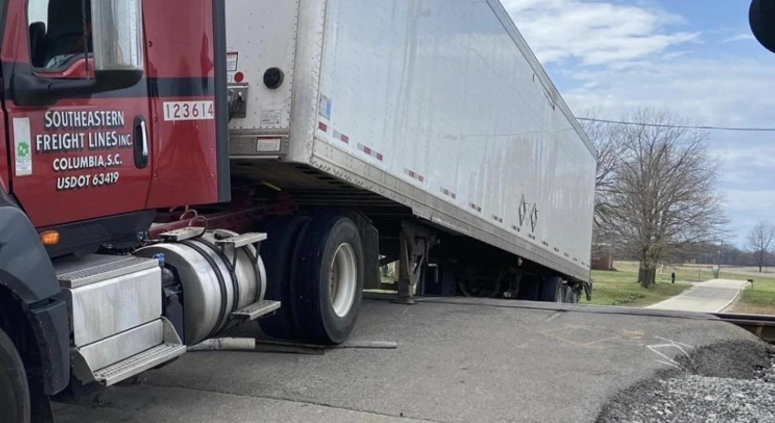 Ford Maverick CSX Train Derails in Kentucky With Ford Mavericks Among Cargo 😟 unnamed (5)6