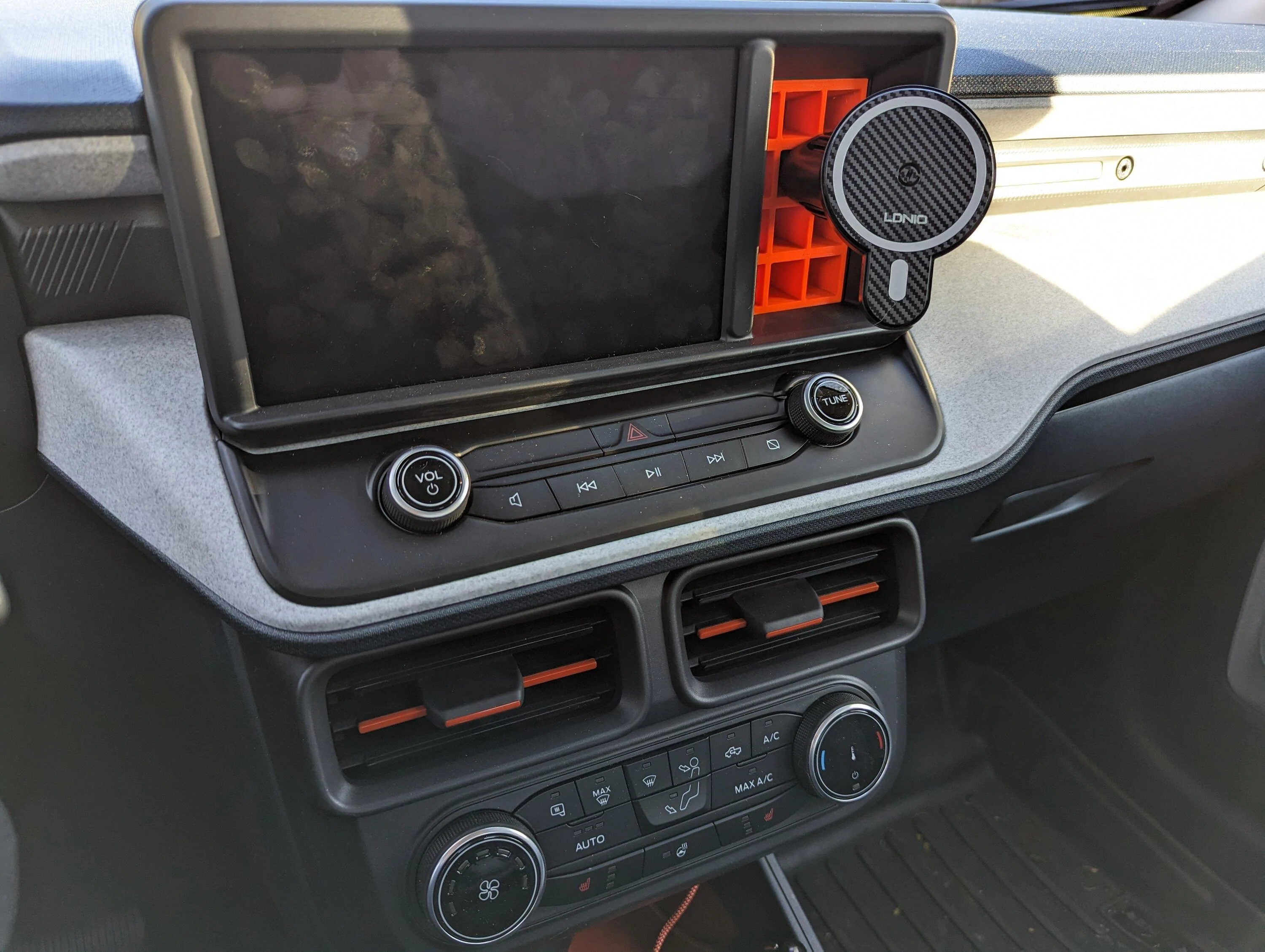 Ford Maverick XLT orange filament? CubbyWithPhoneMount