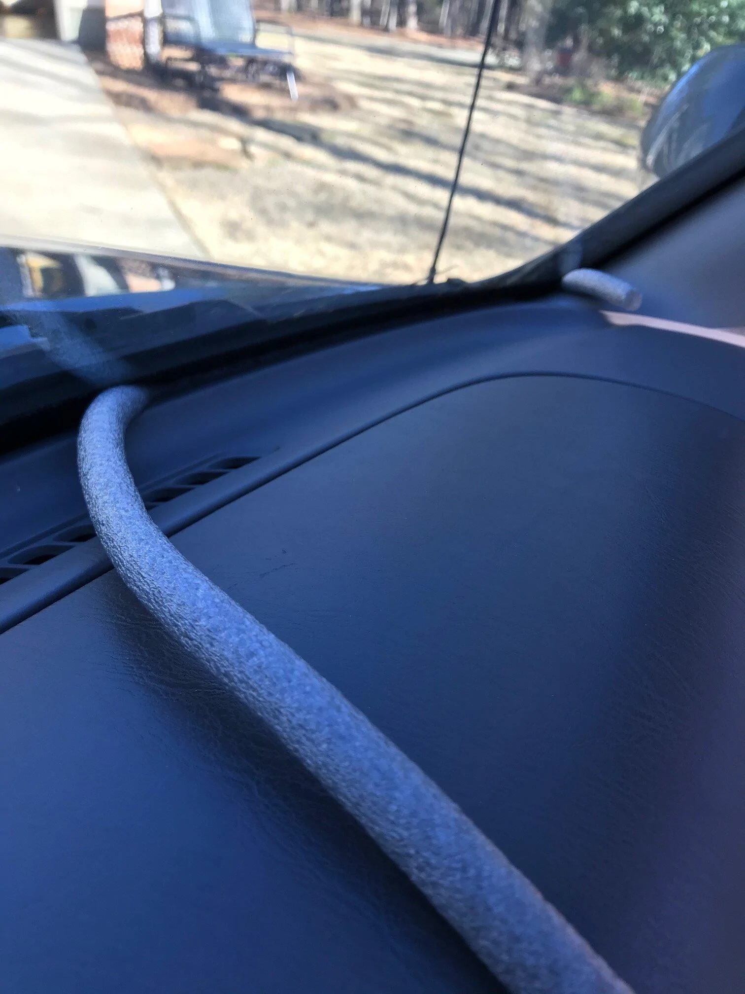 Ford Maverick Windshield Squeak Fix? Dash rattle 1