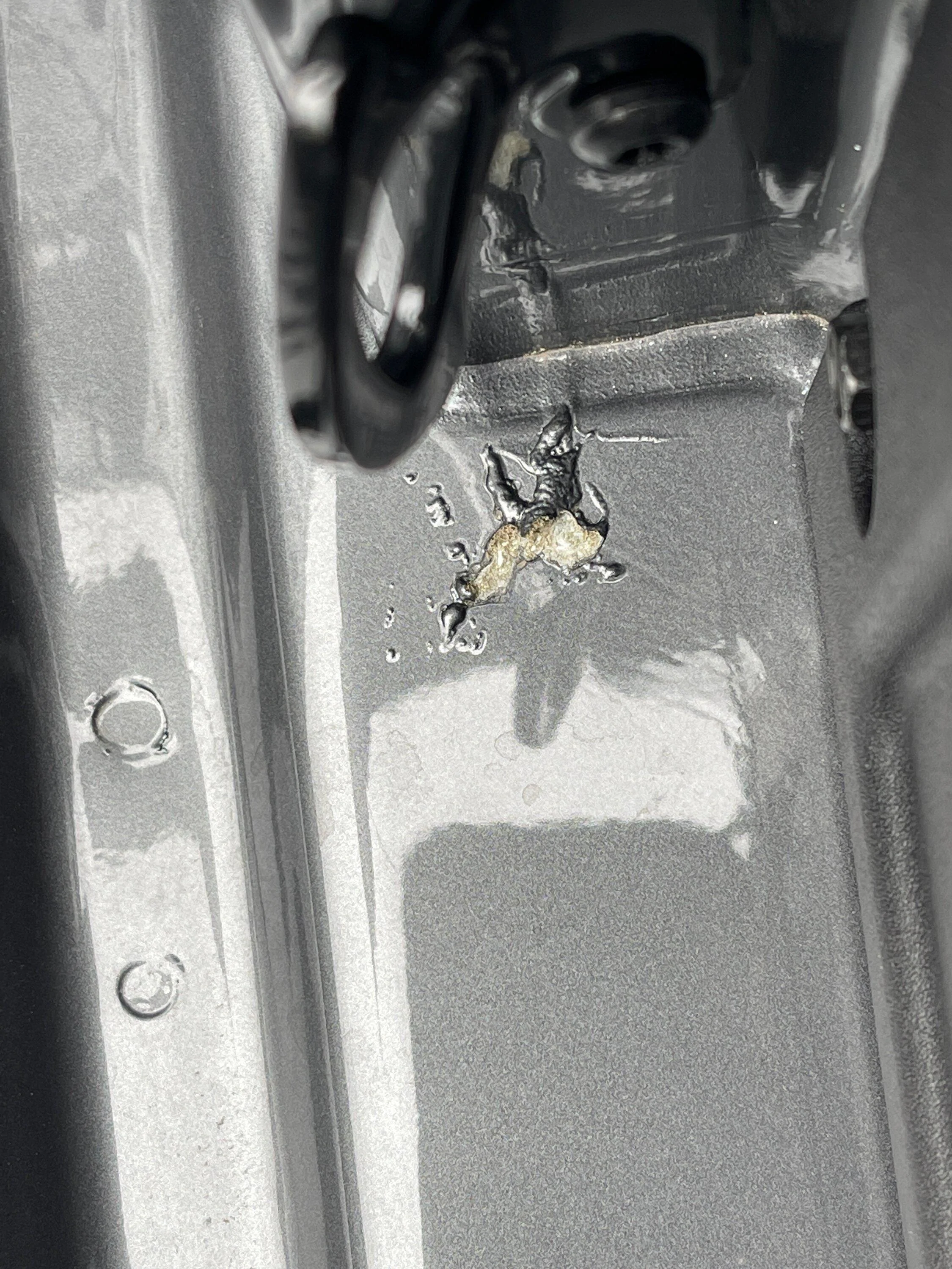 Ford Maverick Paint issue in bed IMG_8233