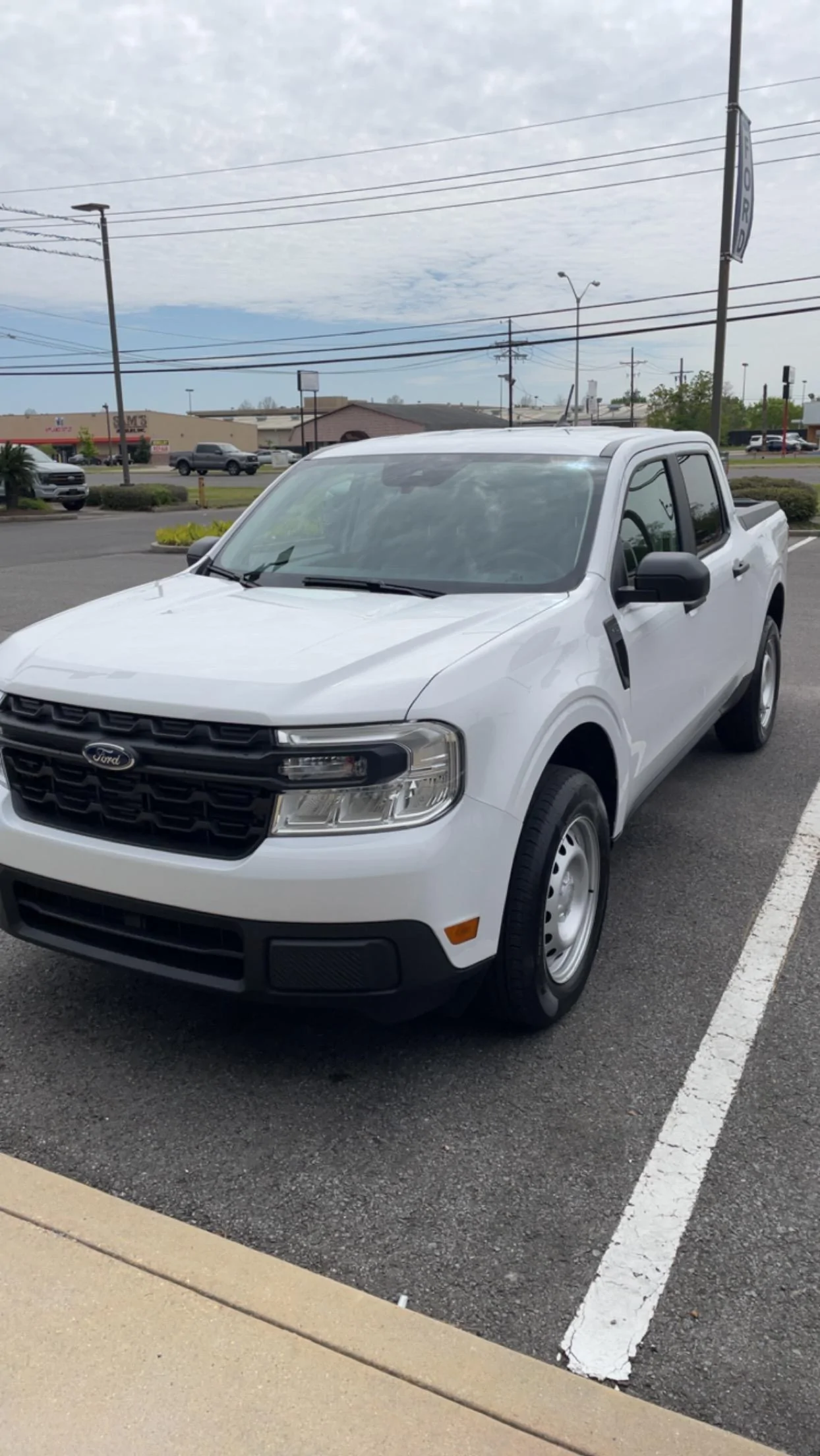 Ford Maverick Got my XL hybrid today! 7ECB64E7-ADD3-4F54-B246-A5E8B9DFEDA0