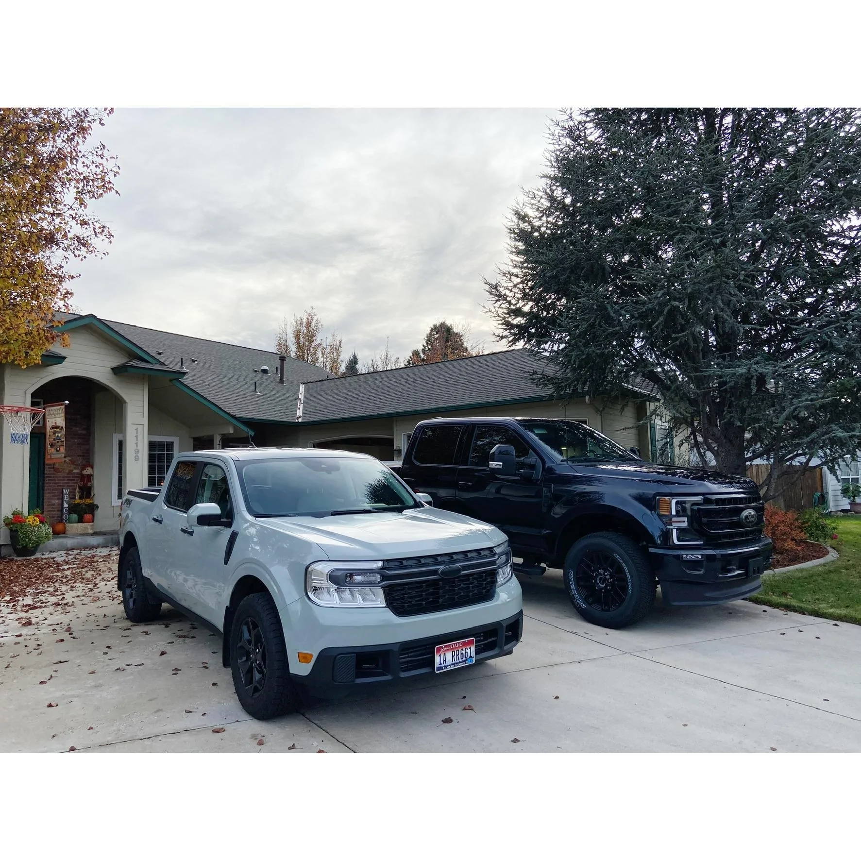 Ford Maverick Post your Maverick next to ridiculously large trucks - photos thread 849AF37A-995E-4EAE-996C-FDDC64024509