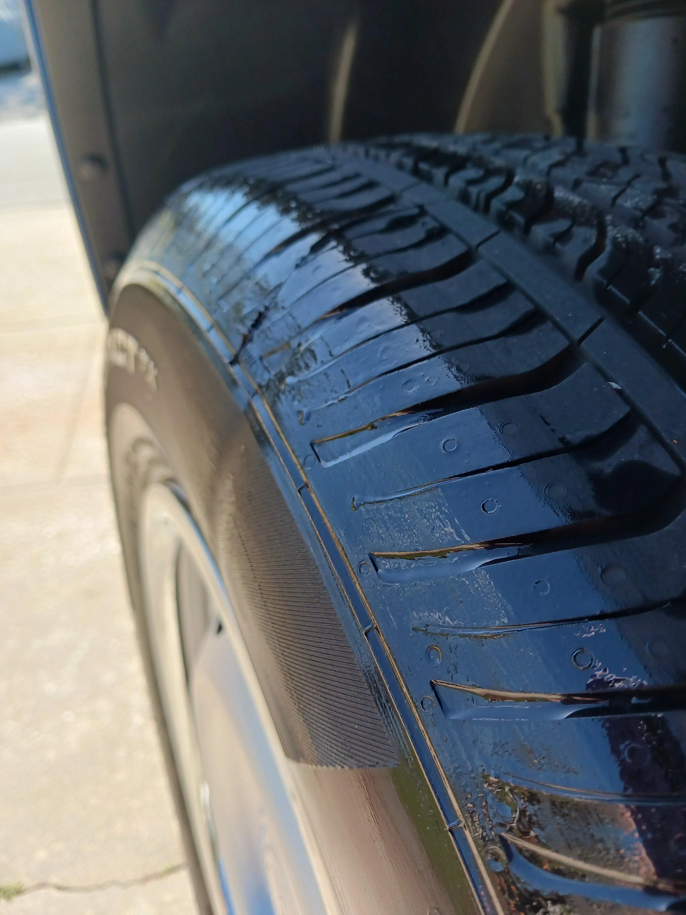 Ford Maverick Factory Continental Tires not well regarded? 20230218_120005