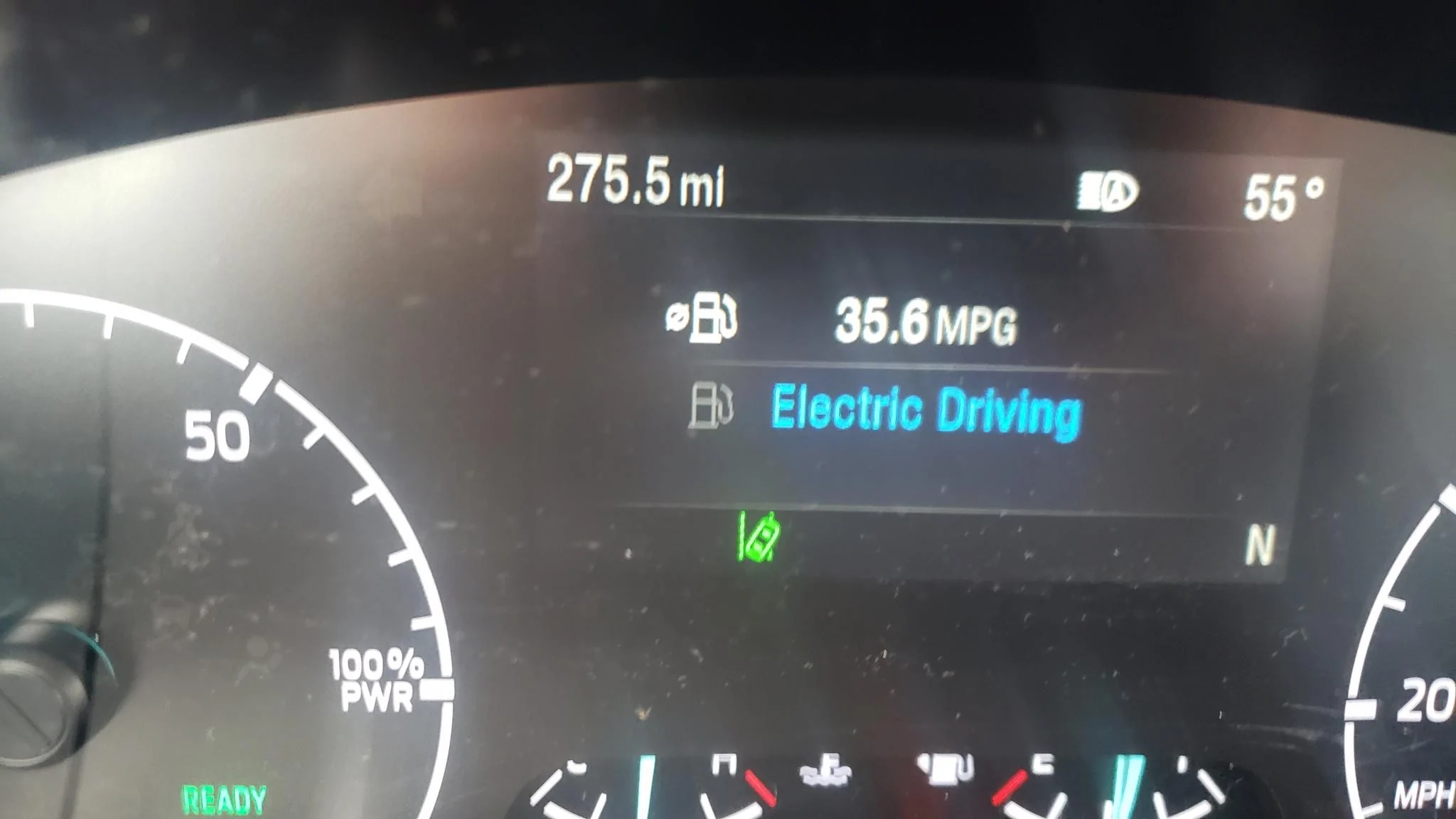 Ford Maverick What is this slanted green indicator on the Hybrid? 20230321_131336