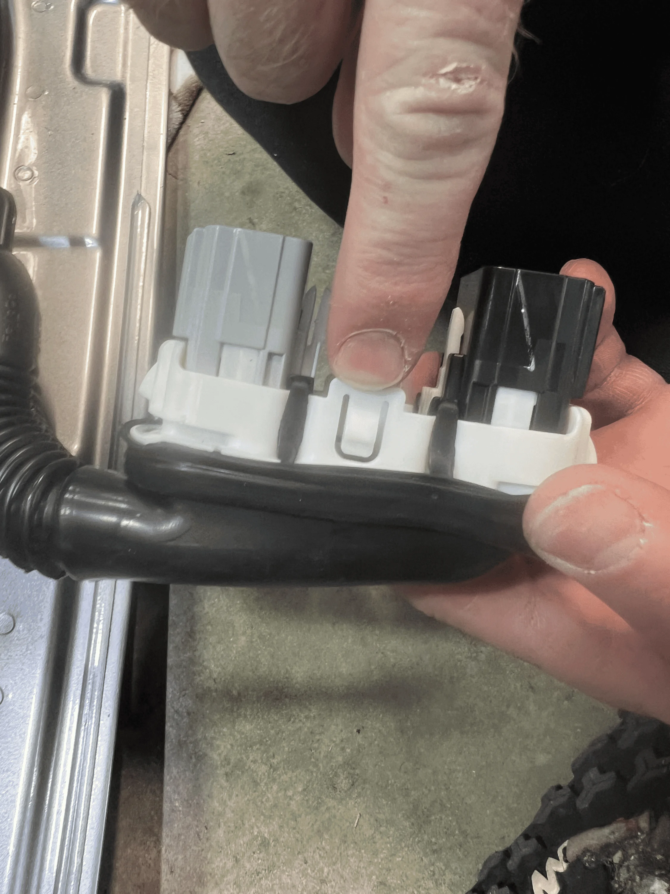 Ford Maverick How to Install New Speaker Wire in Doors 1680208233354